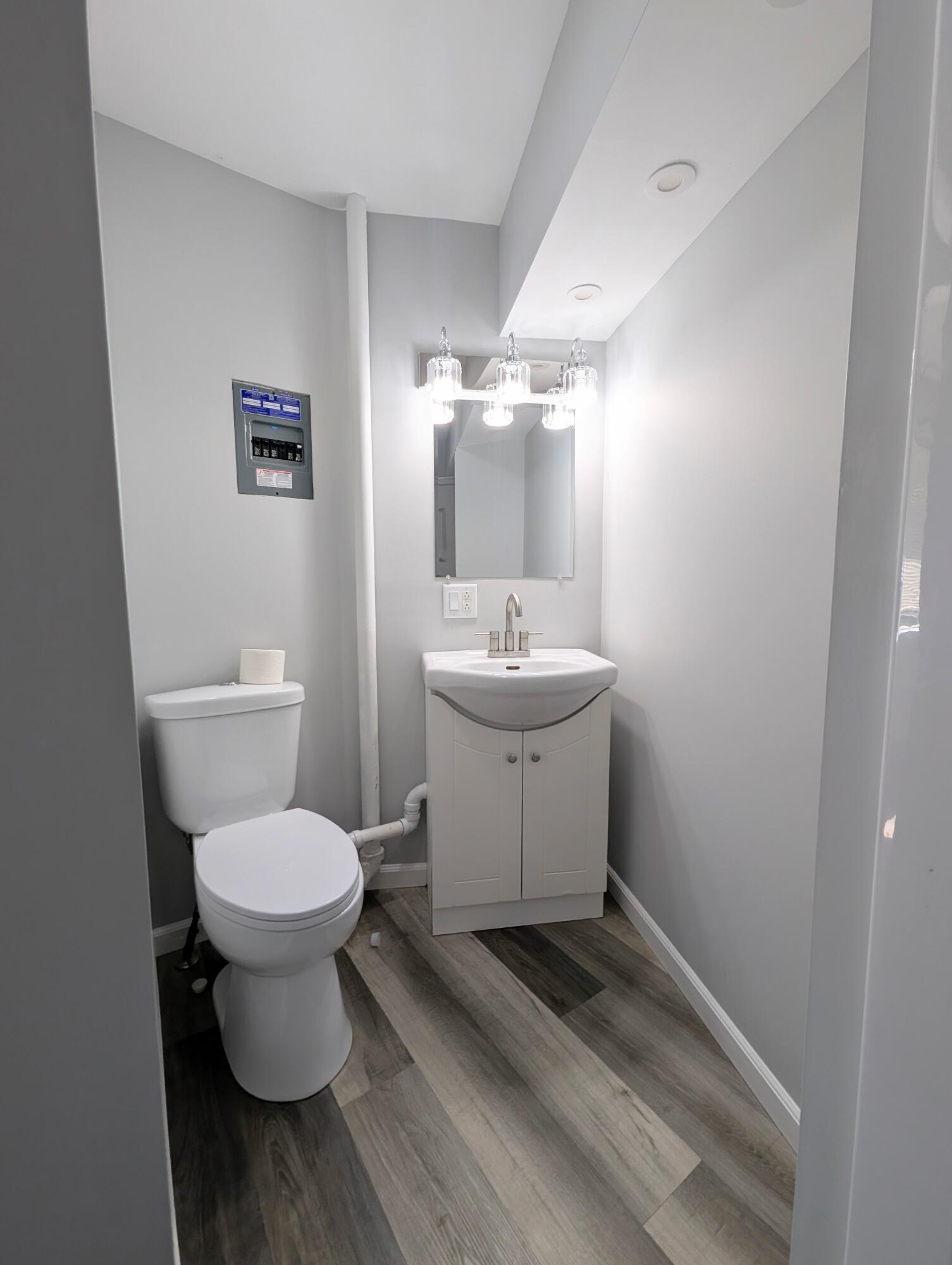 201 Randolph Street Property Photo 26