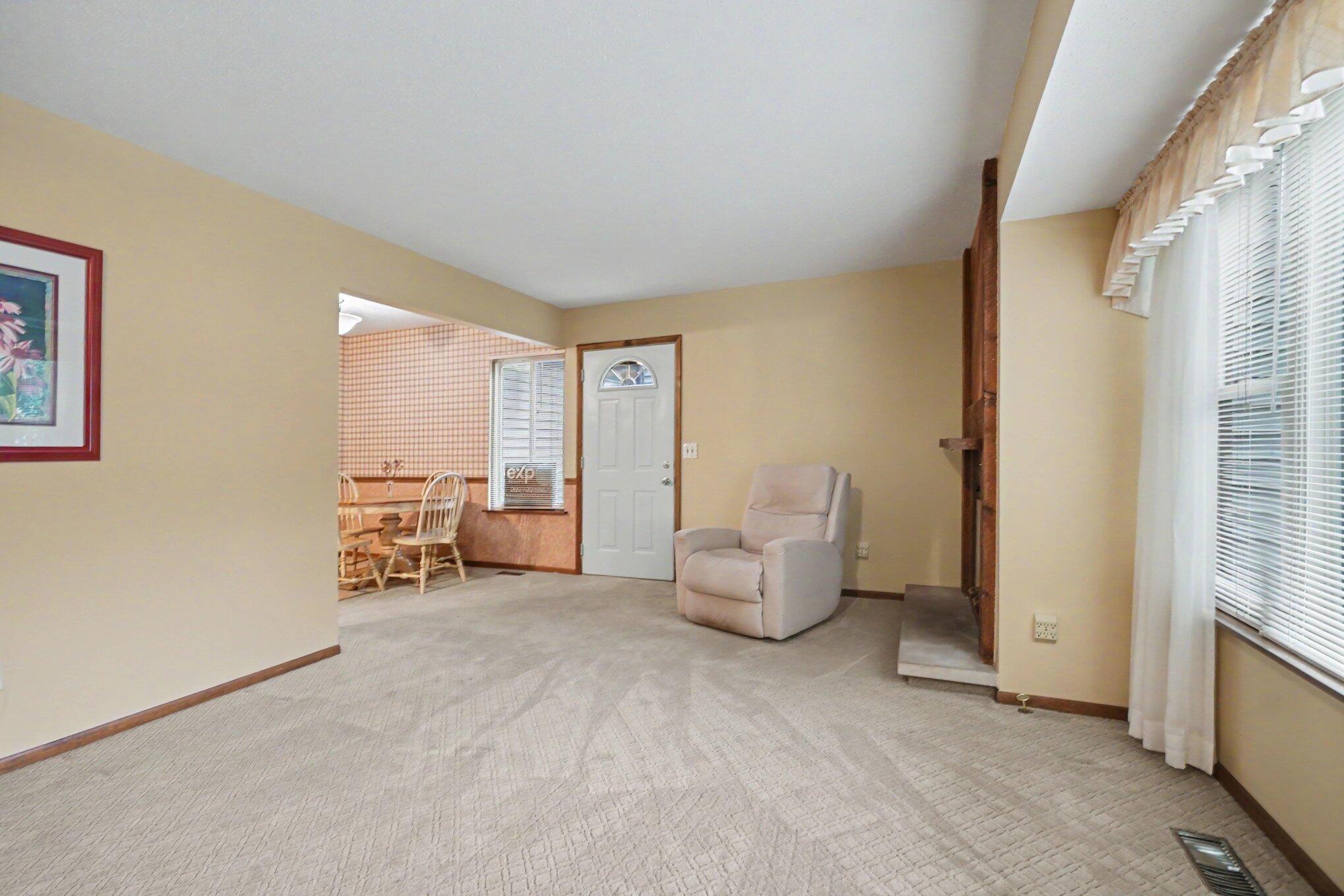 4802 Foxfire Trail Property Photo 3