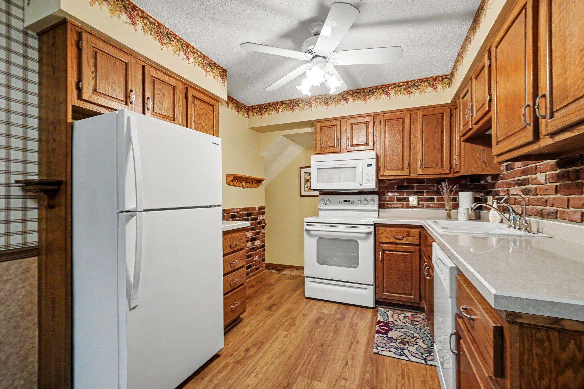 4802 Foxfire Trail Property Photo 6