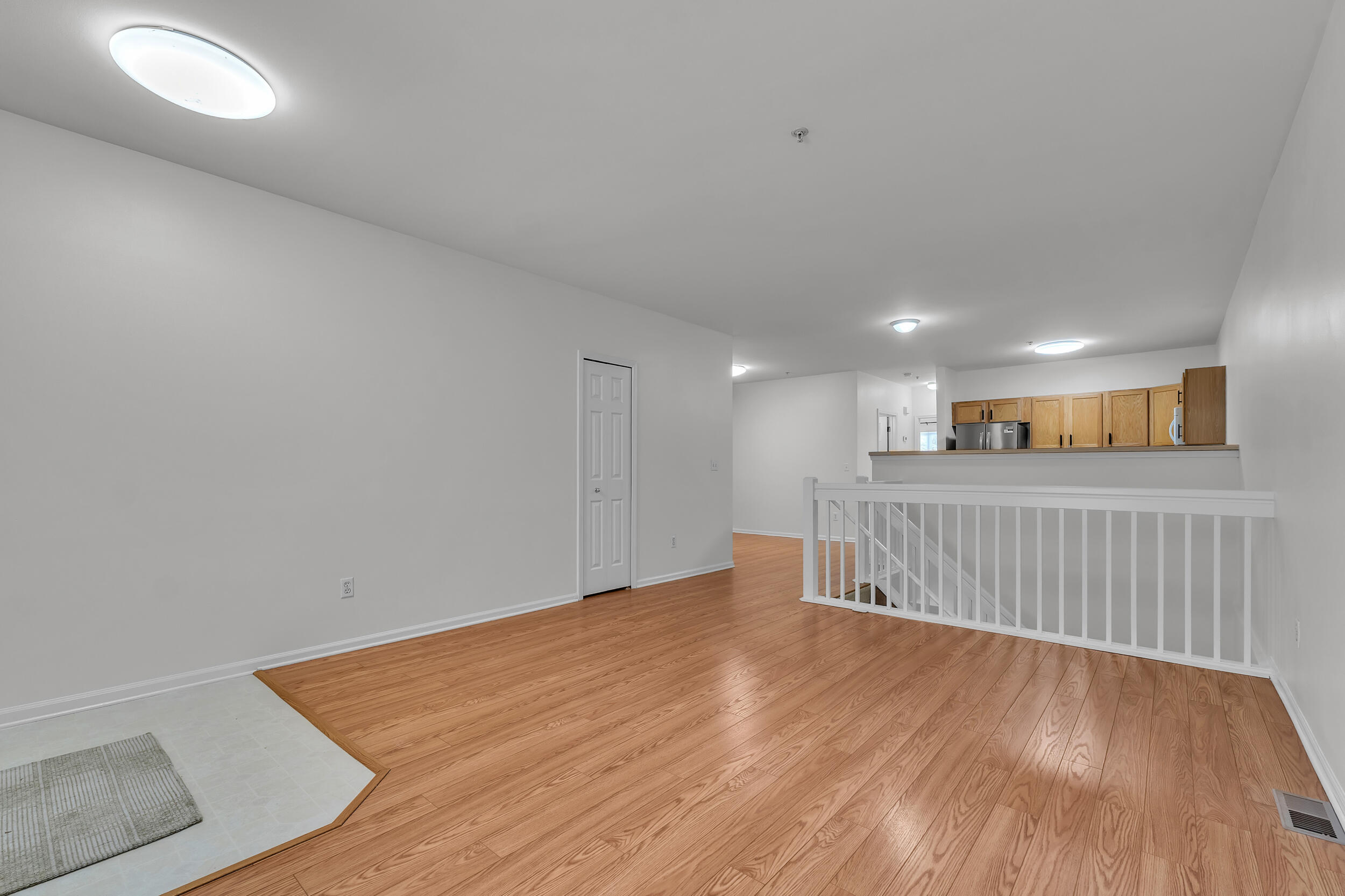 1021 Maiden Lane Property Photo 6