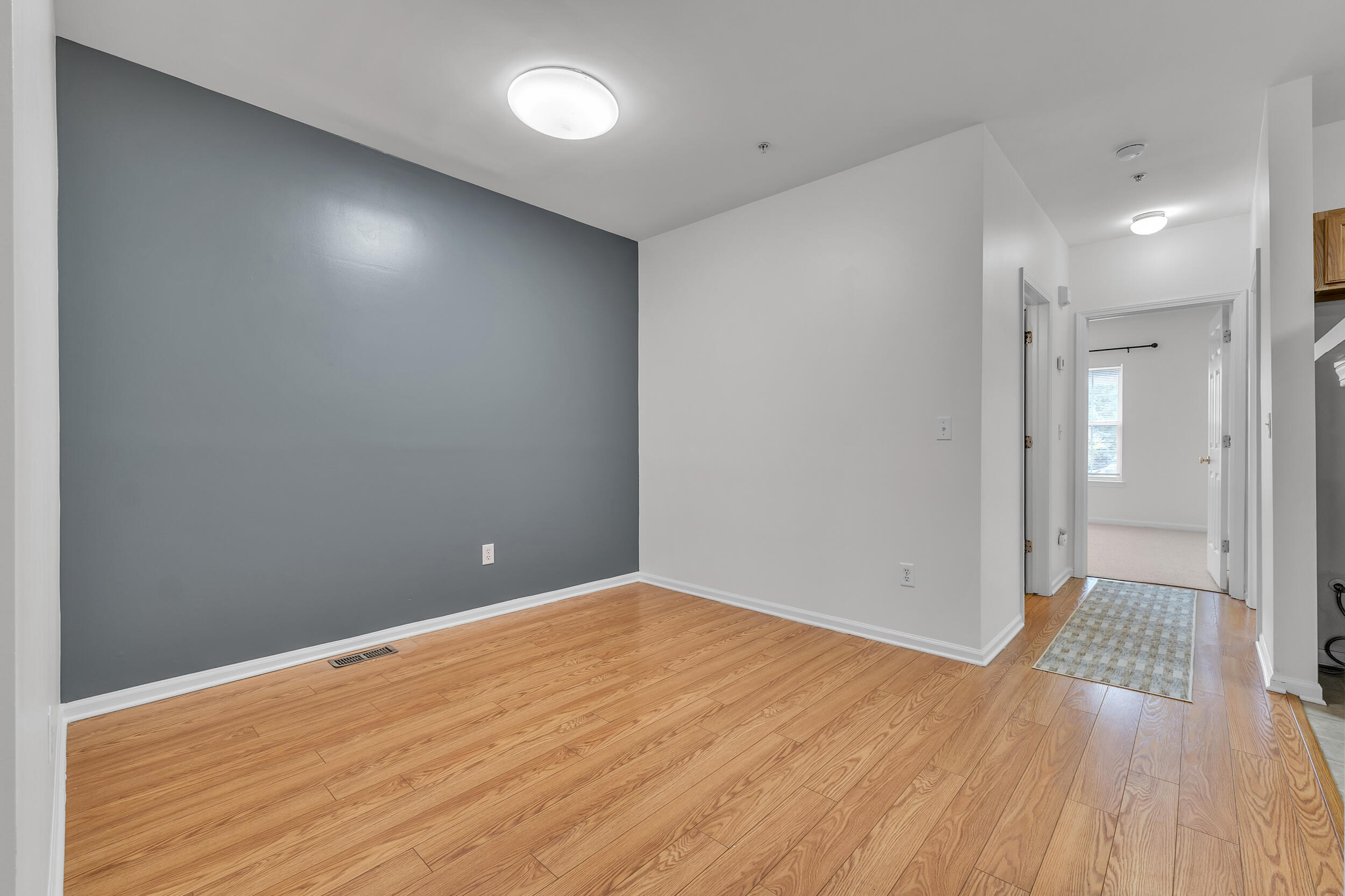 1021 Maiden Lane Property Photo 14
