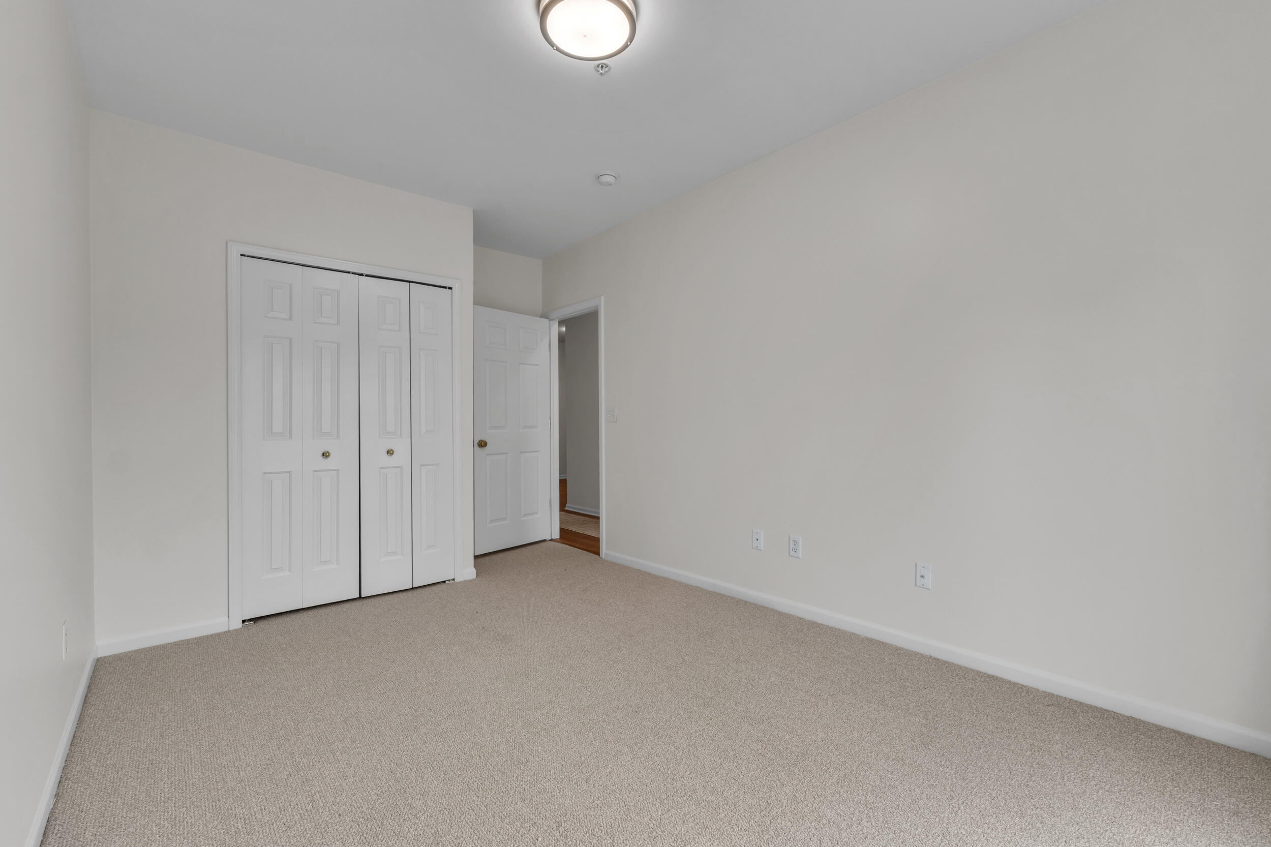 1021 Maiden Lane Property Photo 17