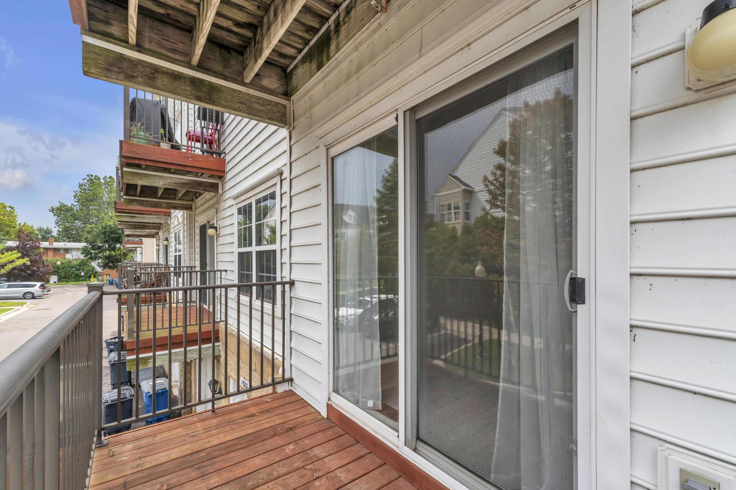 1021 Maiden Lane Property Photo 19