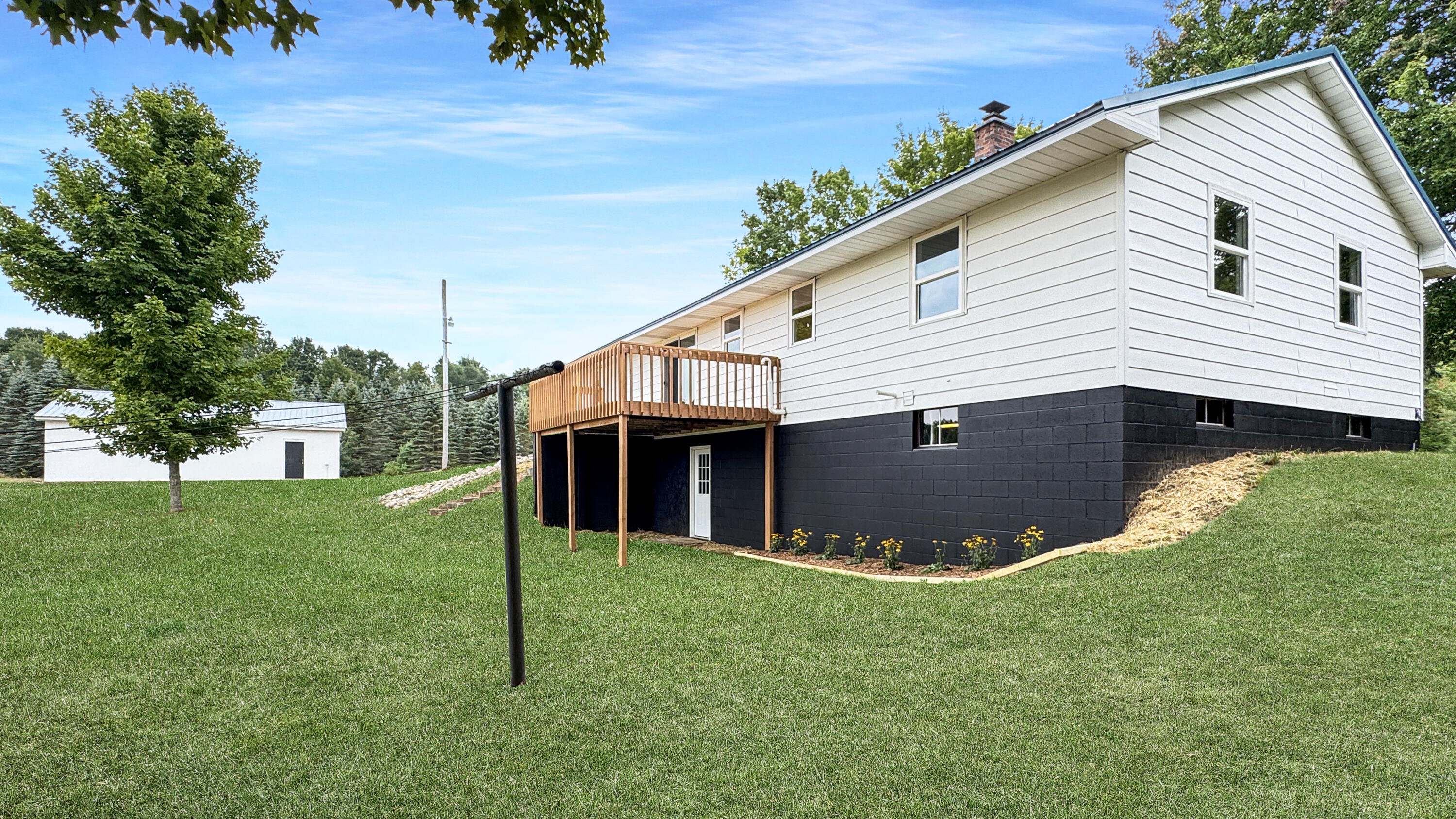 145 S 35 Road Property Photo 54