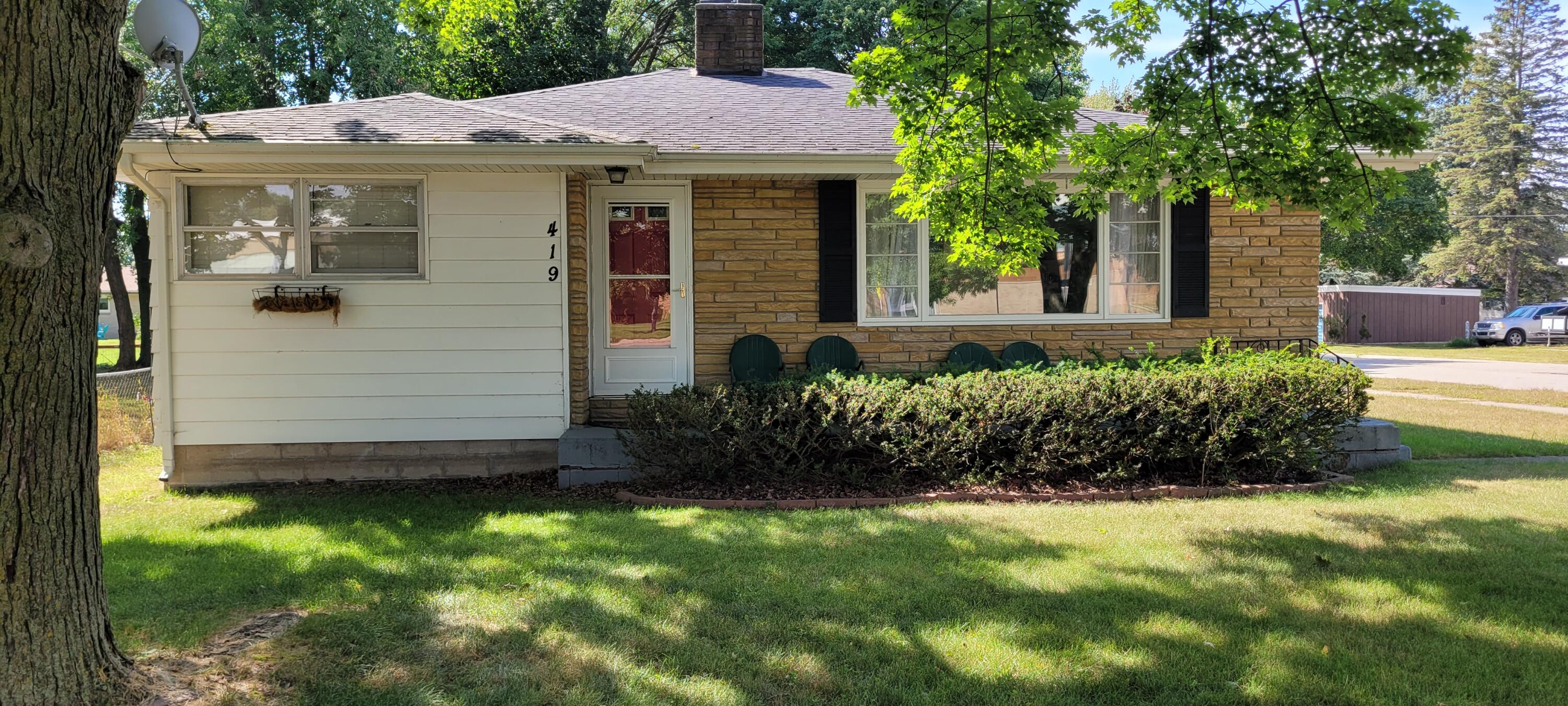 419 N Washington Avenue Property Photo 2