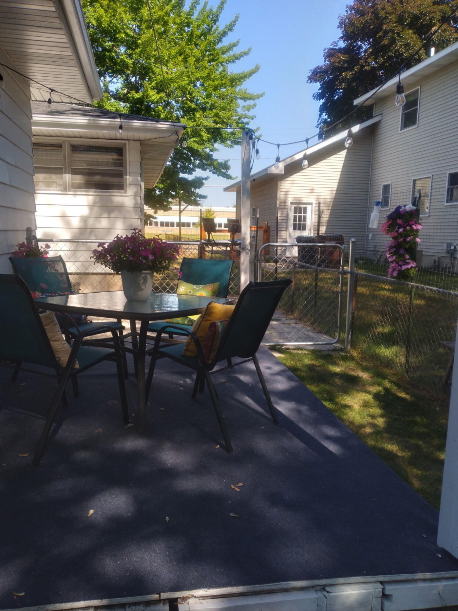 419 N Washington Avenue Property Photo 8