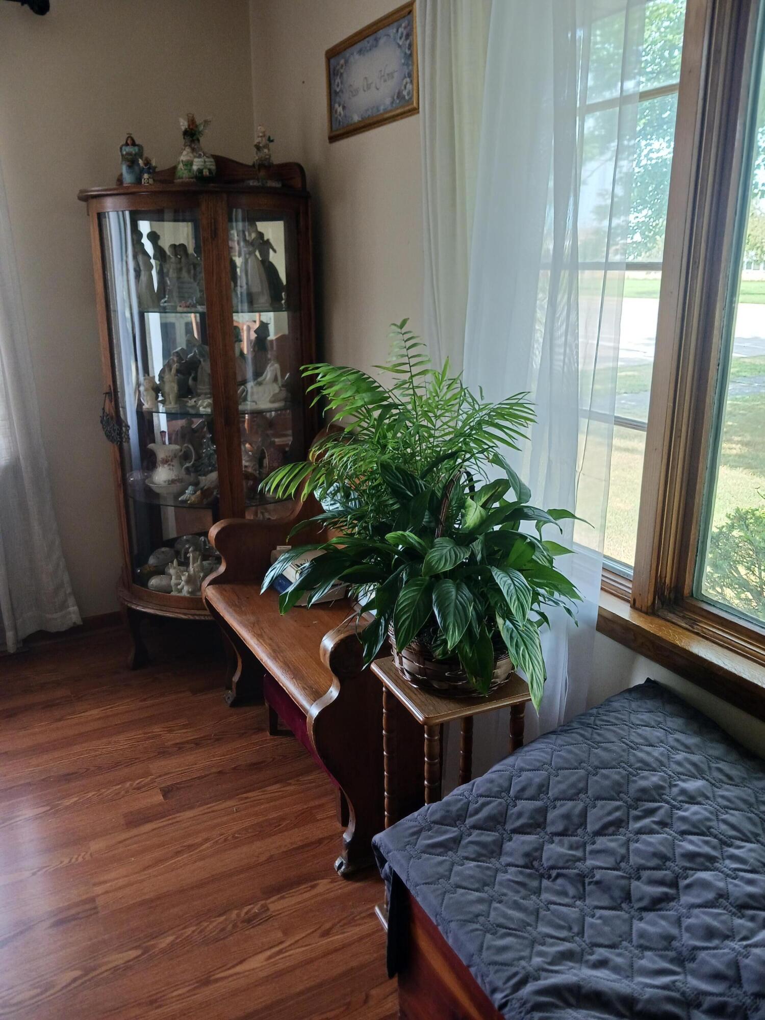 419 N Washington Avenue Property Photo 25