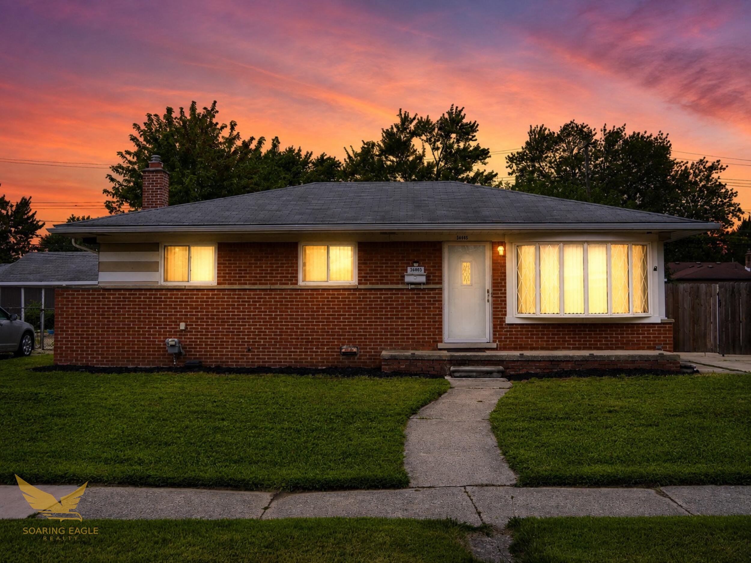 36005 Lucerne Street Property Photo 2