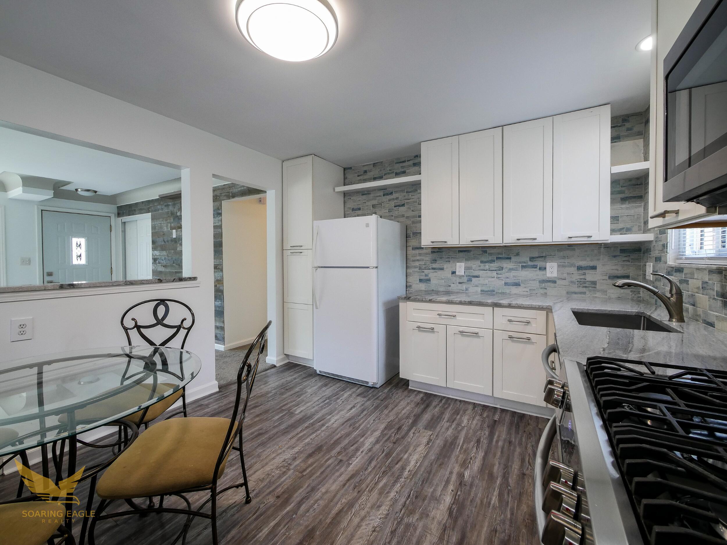 36005 Lucerne Street Property Photo 10