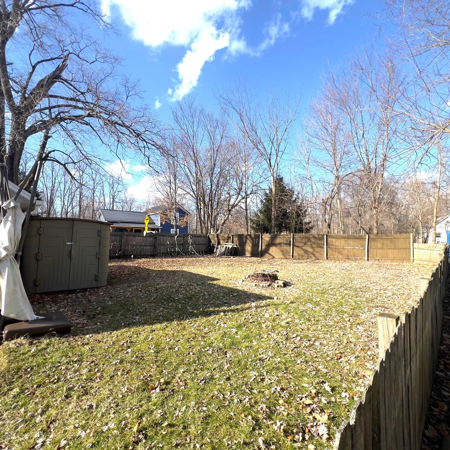 407 Barry Street Property Photo 5