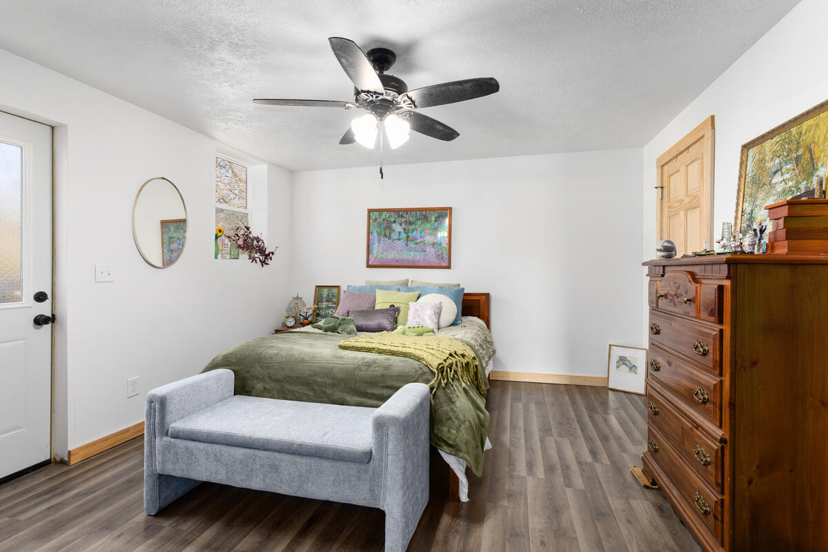 101 River Court Property Photo 9