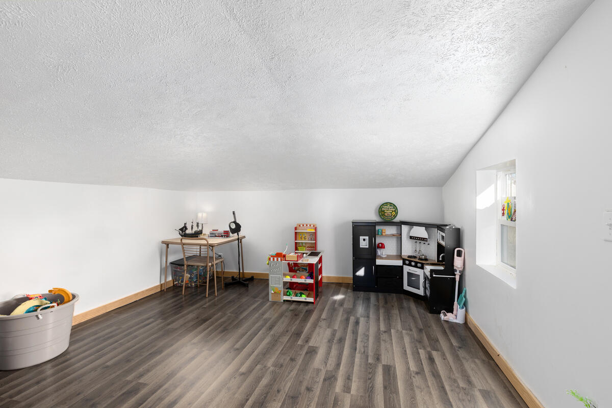101 River Court Property Photo 19
