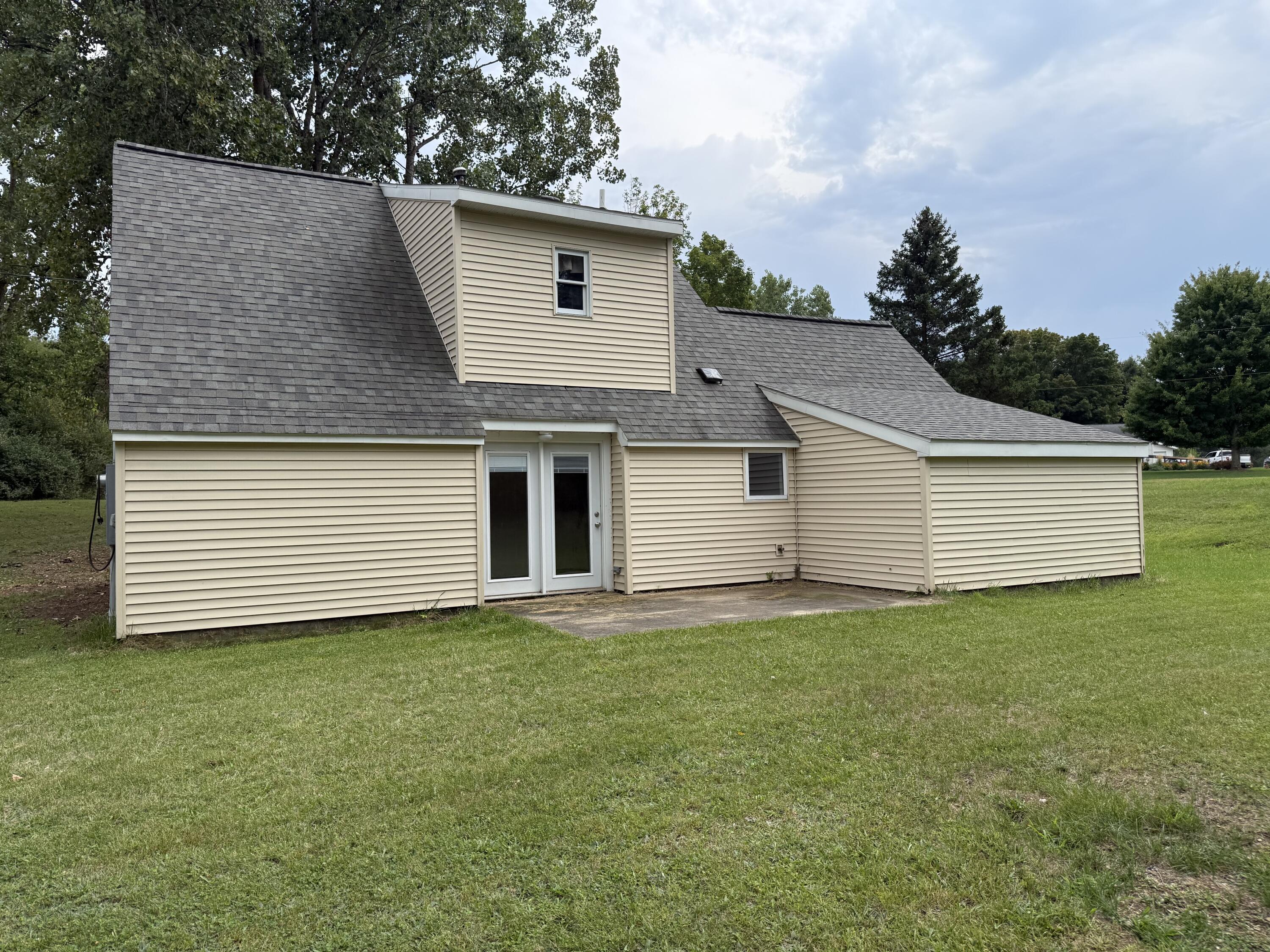 7308 Highland Drive Property Photo 4