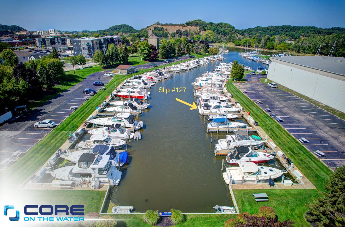 127 Wharfside Property Photo 2