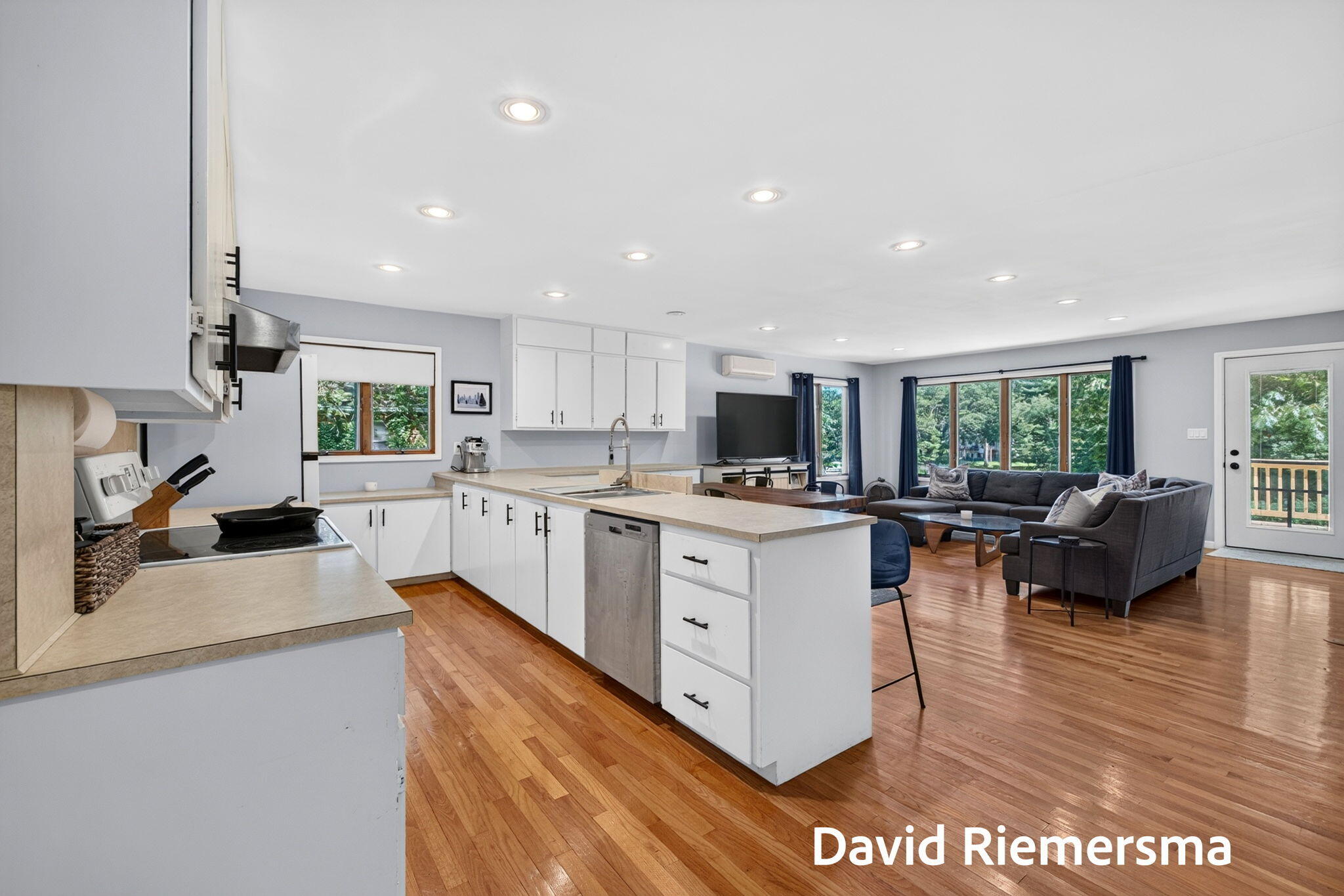 14254 Green Street Property Photo 18