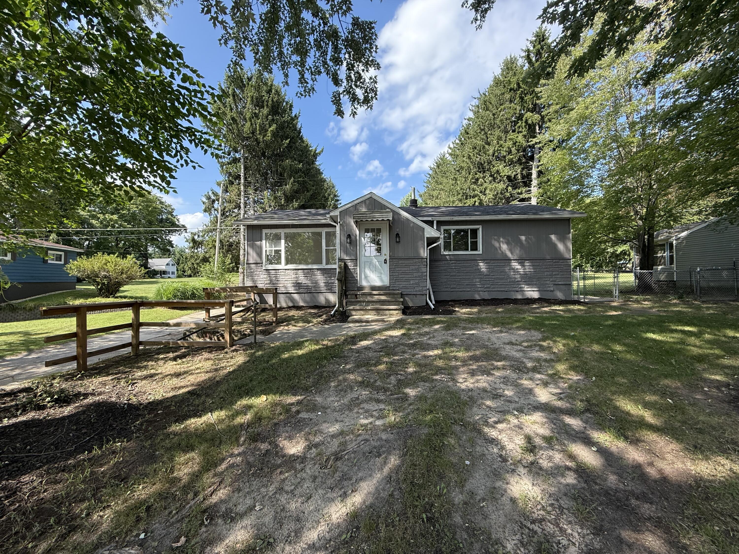 9470 Peck Road Property Photo 1