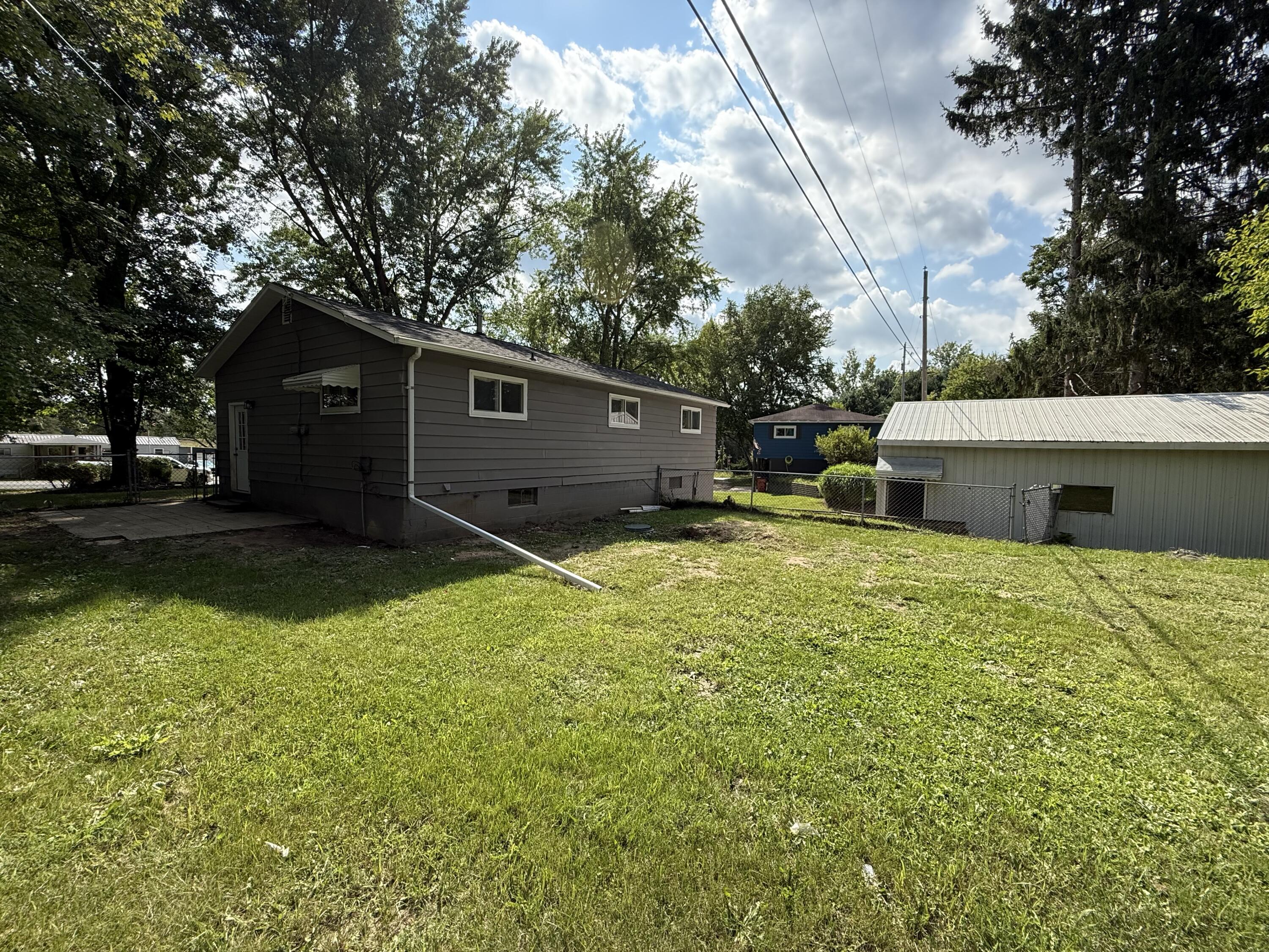 9470 Peck Road Property Photo 8