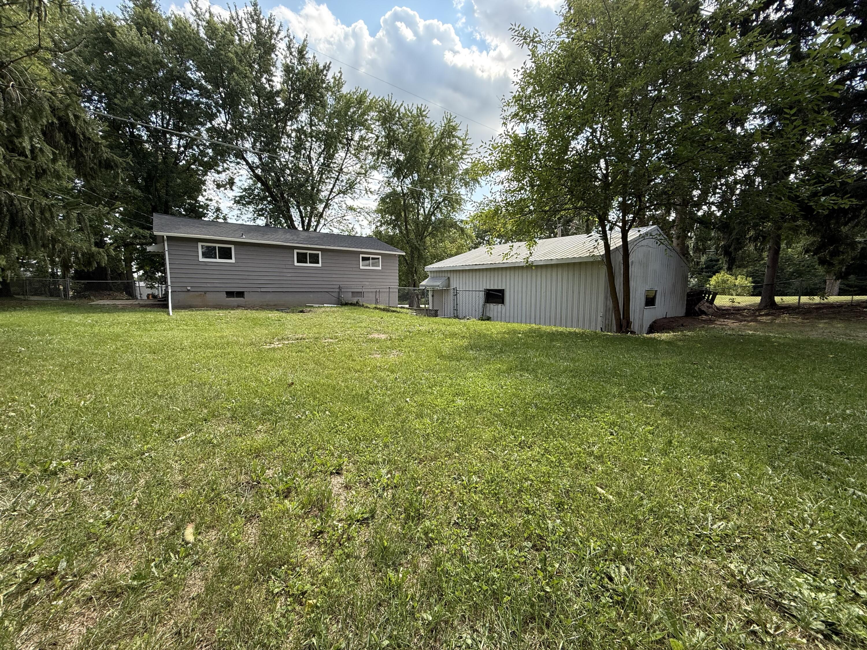 9470 Peck Road Property Photo 9