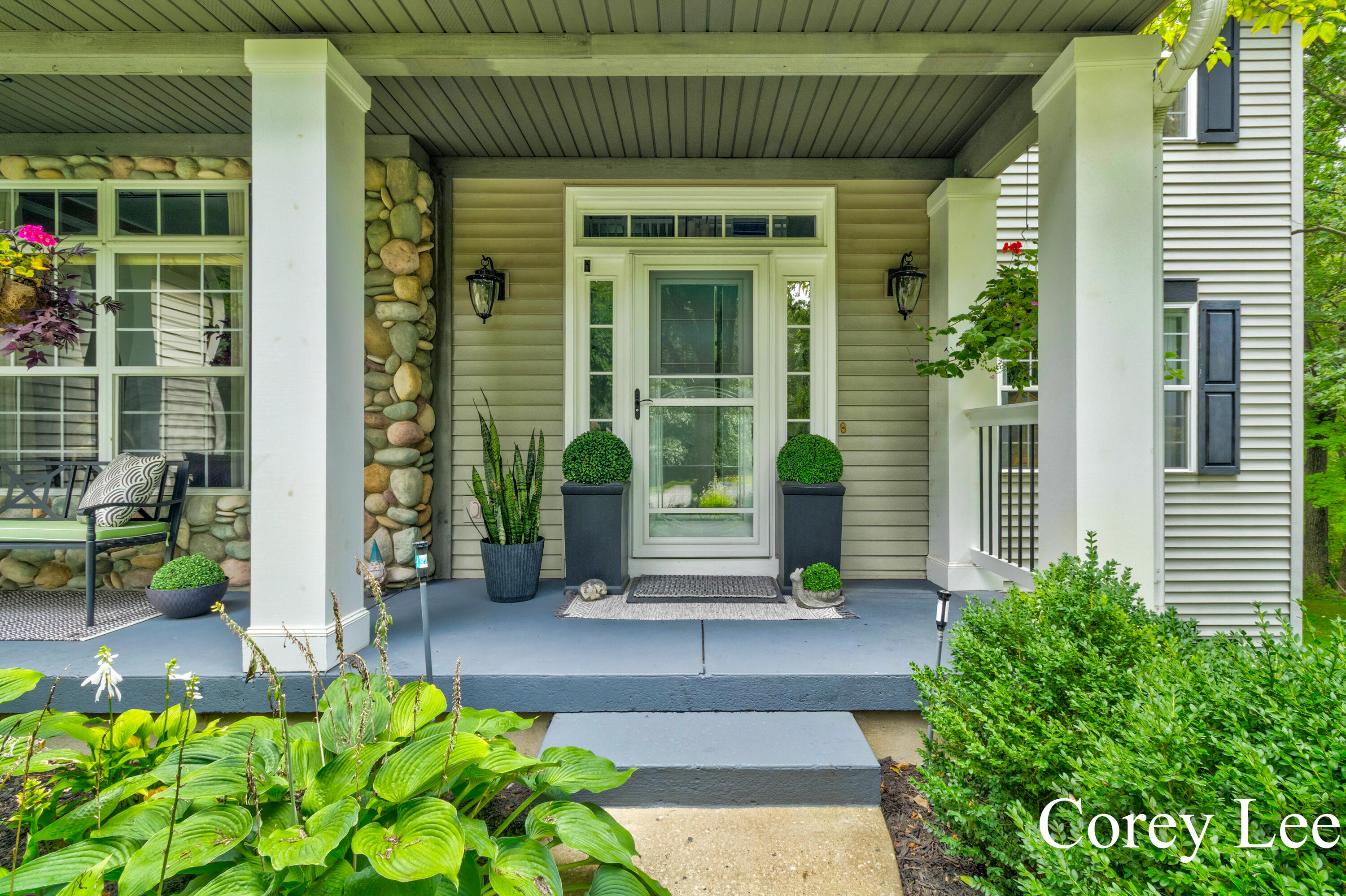 8484 Rocky Pines Drive Ne Property Photo 6