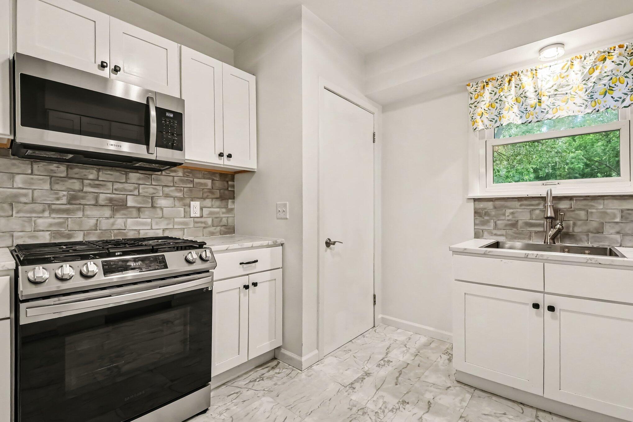 4833 Wakefield Avenue Ne Property Photo 15