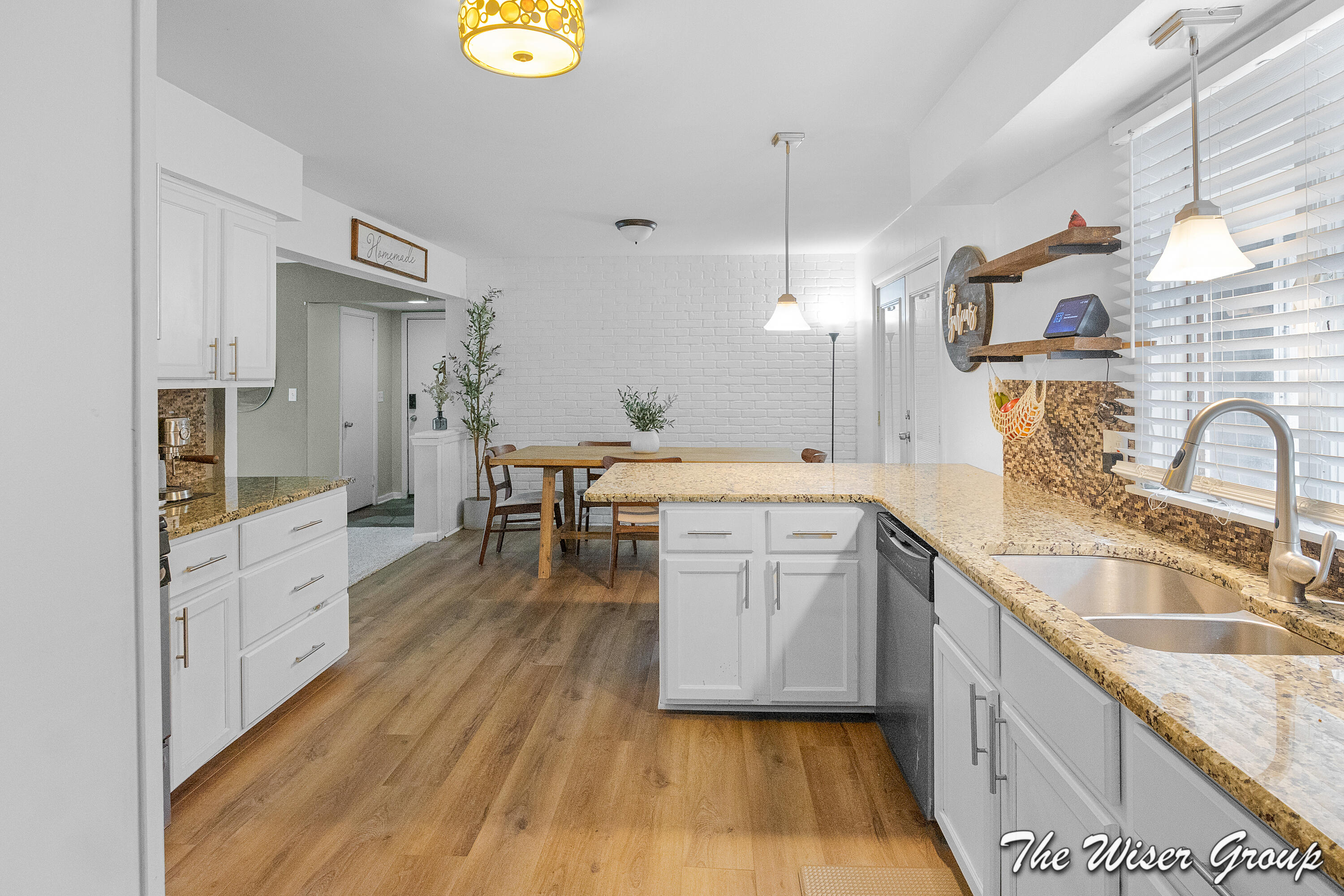 1742 Boston Street Se Property Photo 11