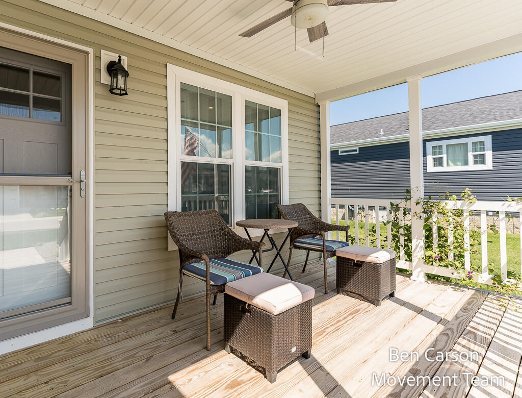 5227 Floral Wood Lane Property Photo 8