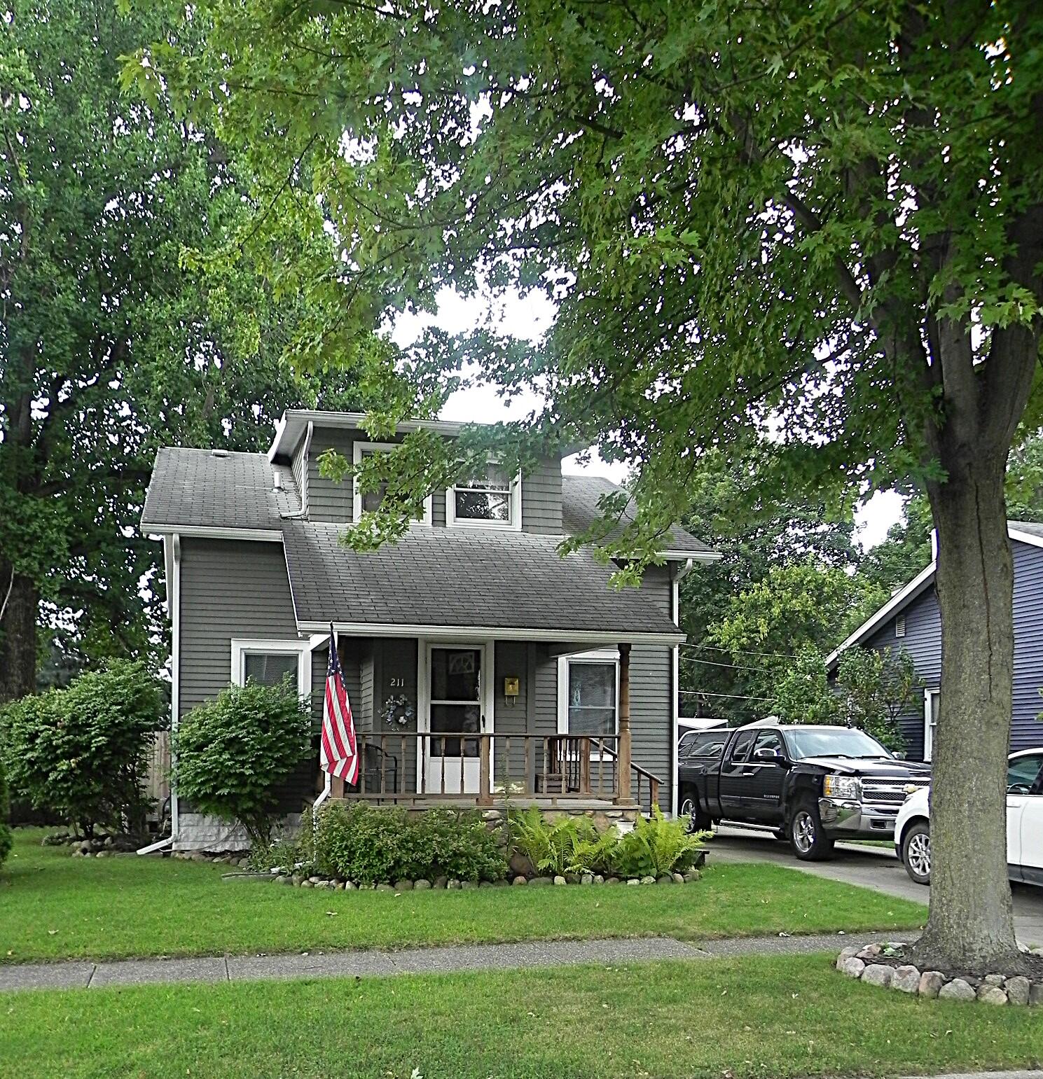 211 E Electric Court