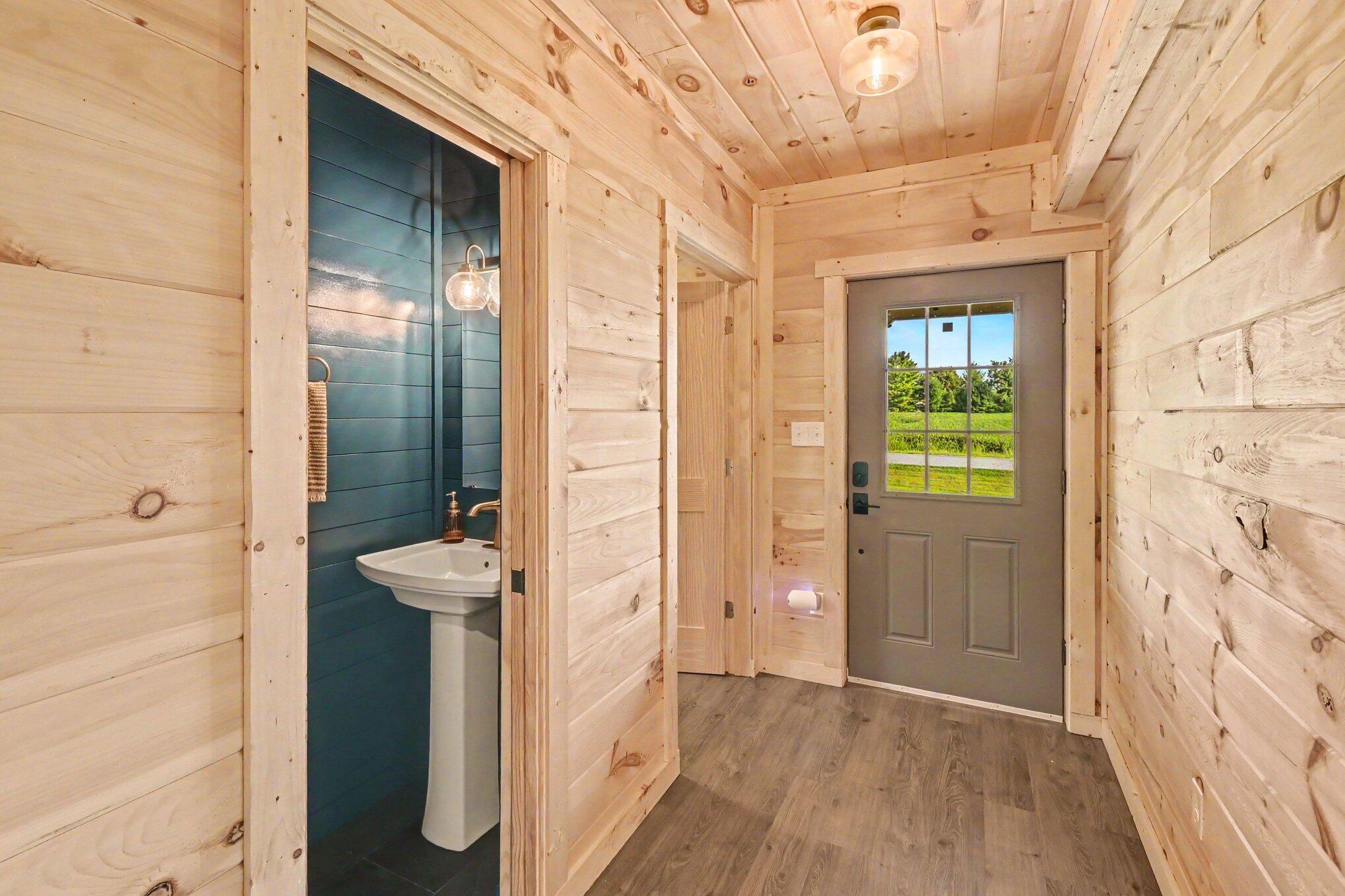5495 Toles Road Property Photo 6