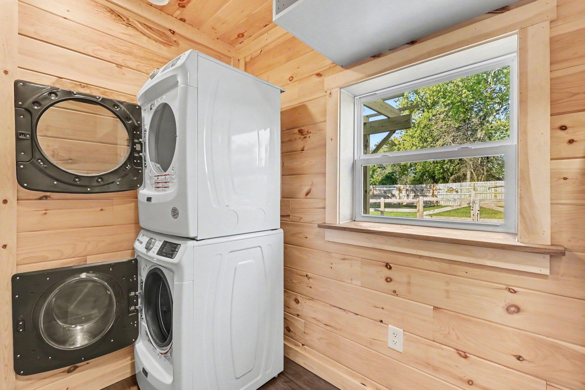 5495 Toles Road Property Photo 7