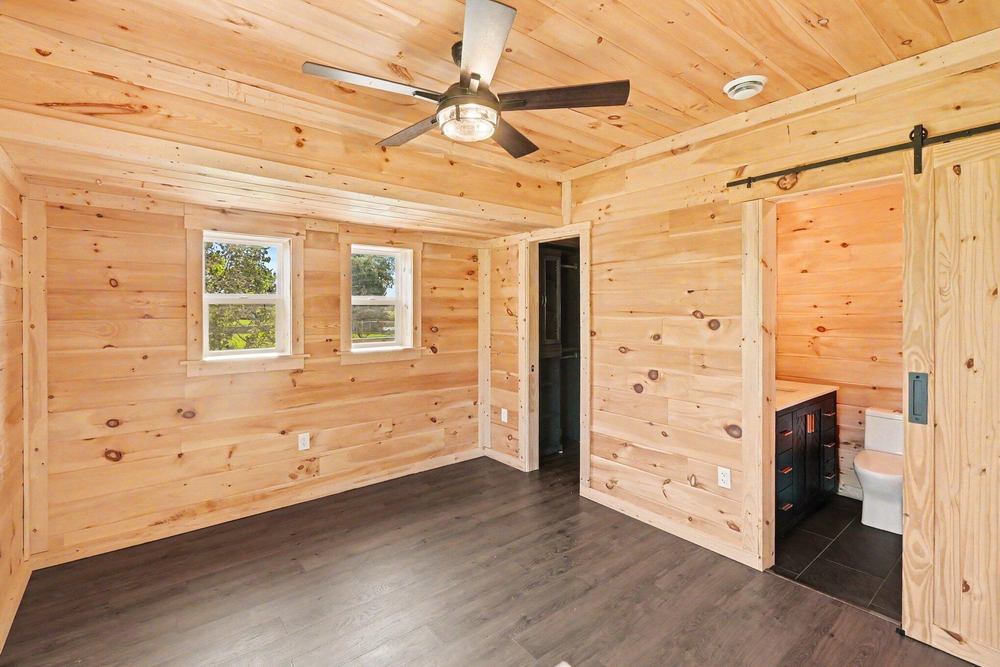 5495 Toles Road Property Photo 11