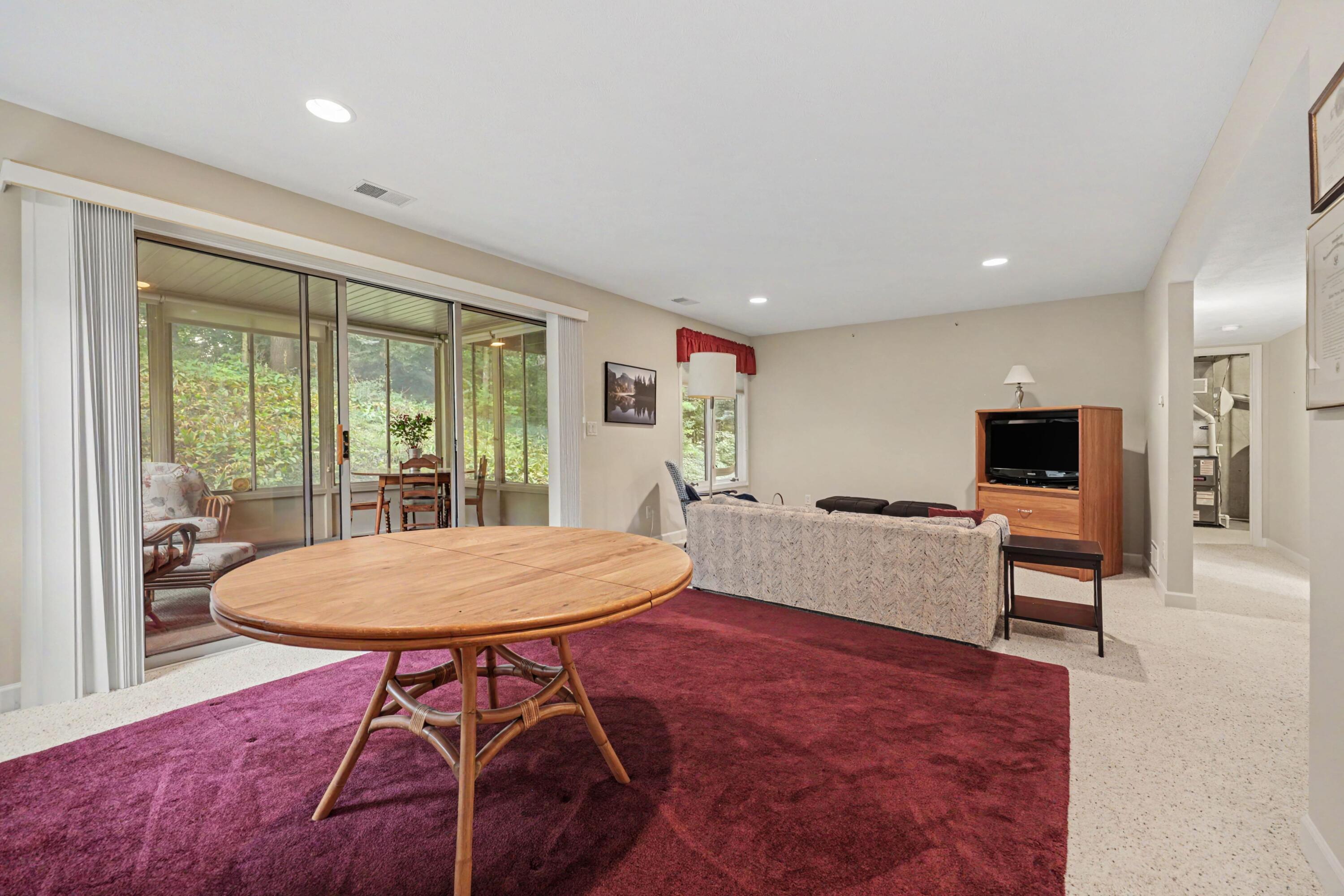 2860 Willow Ln Court Ne Property Photo 27