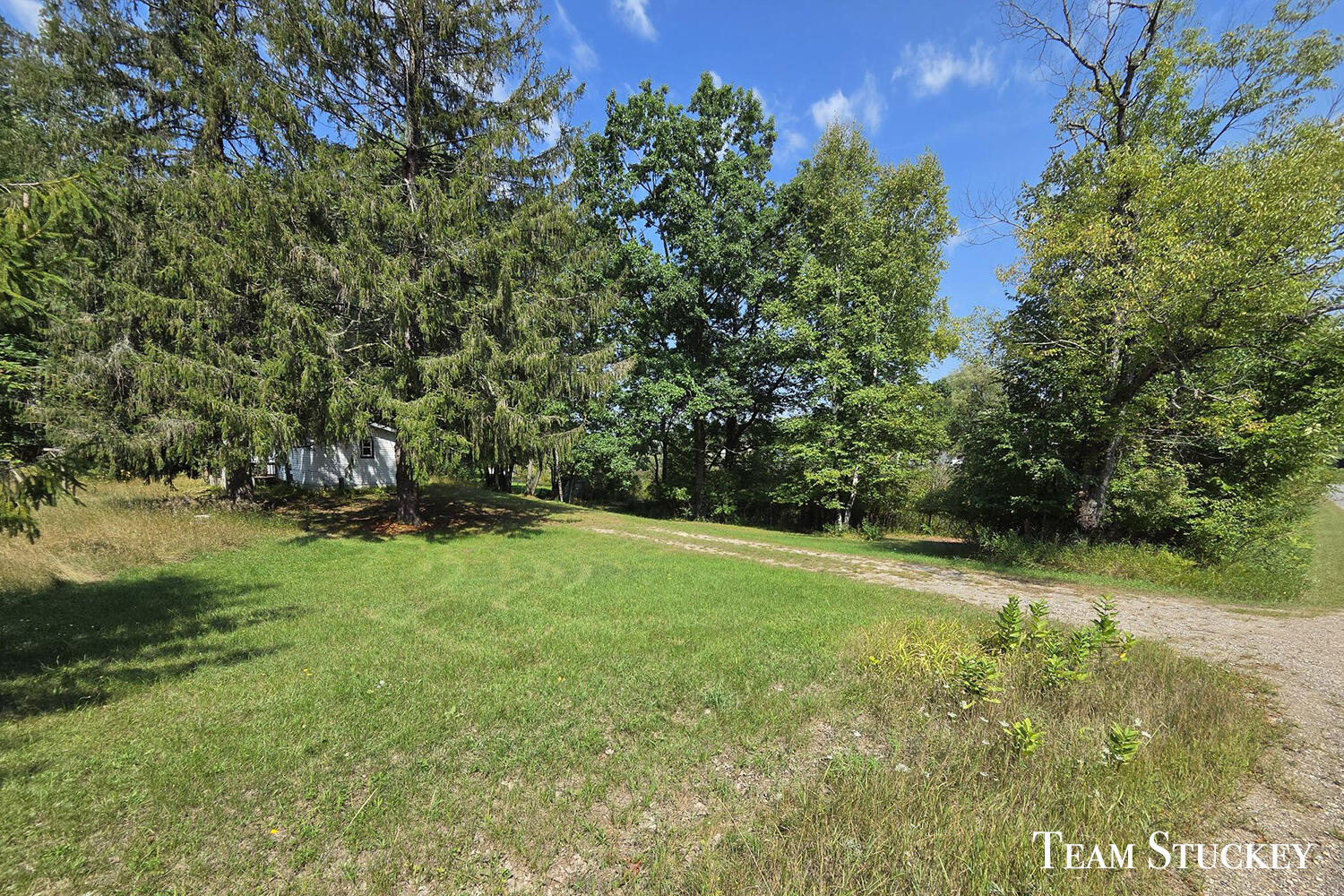 18542 9 Mile Road Property Photo 2