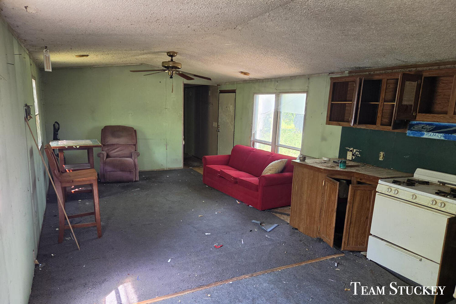 18542 9 Mile Road Property Photo 10