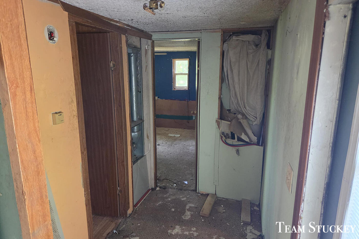 18542 9 Mile Road Property Photo 11