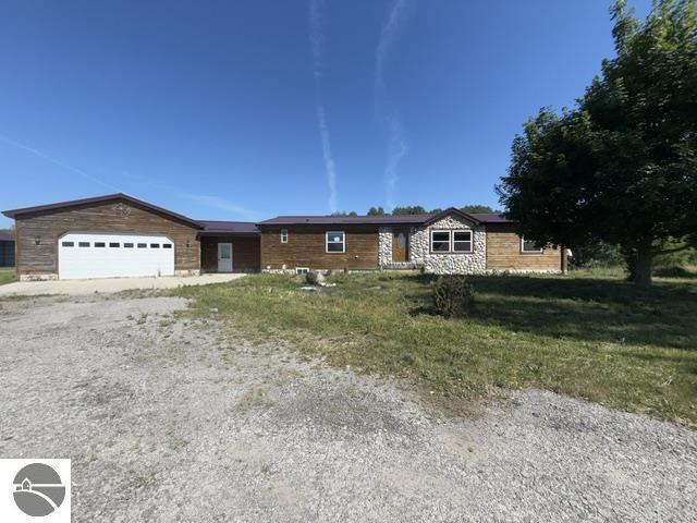 4550 S Darr Road Property Photo 1