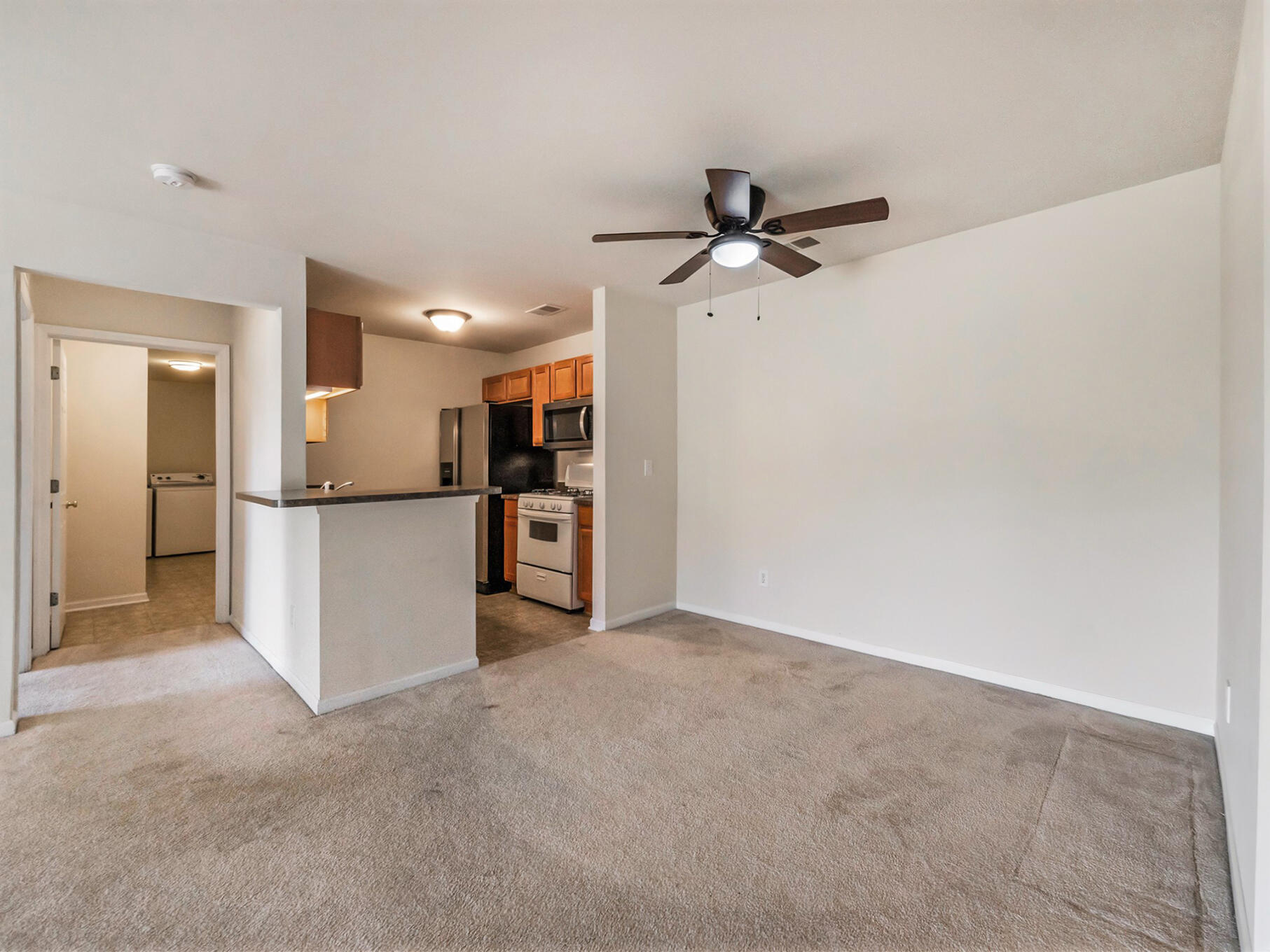 1112 Addington Lane Property Photo 3