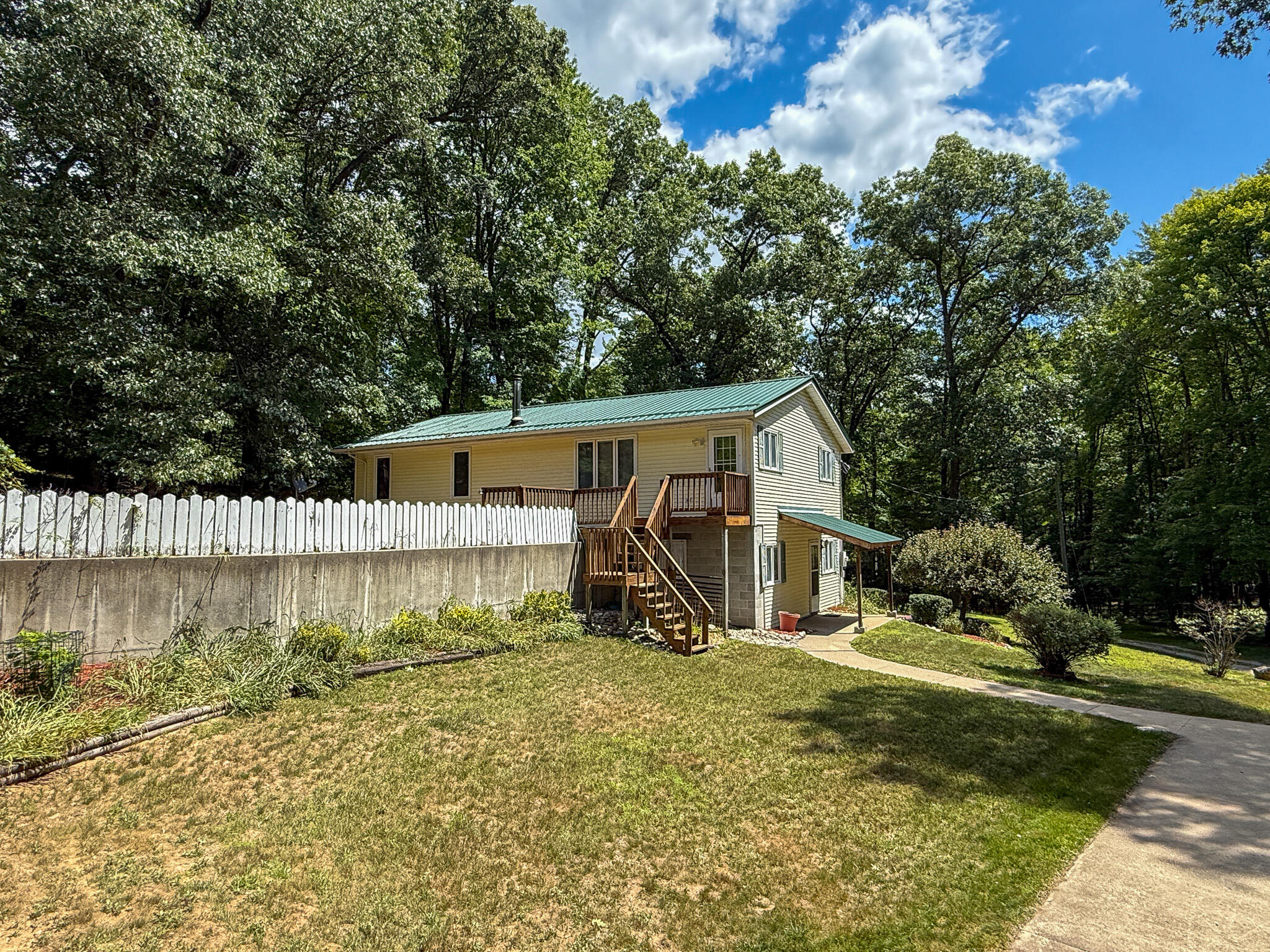 7017 Elm Avenue Property Photo 1