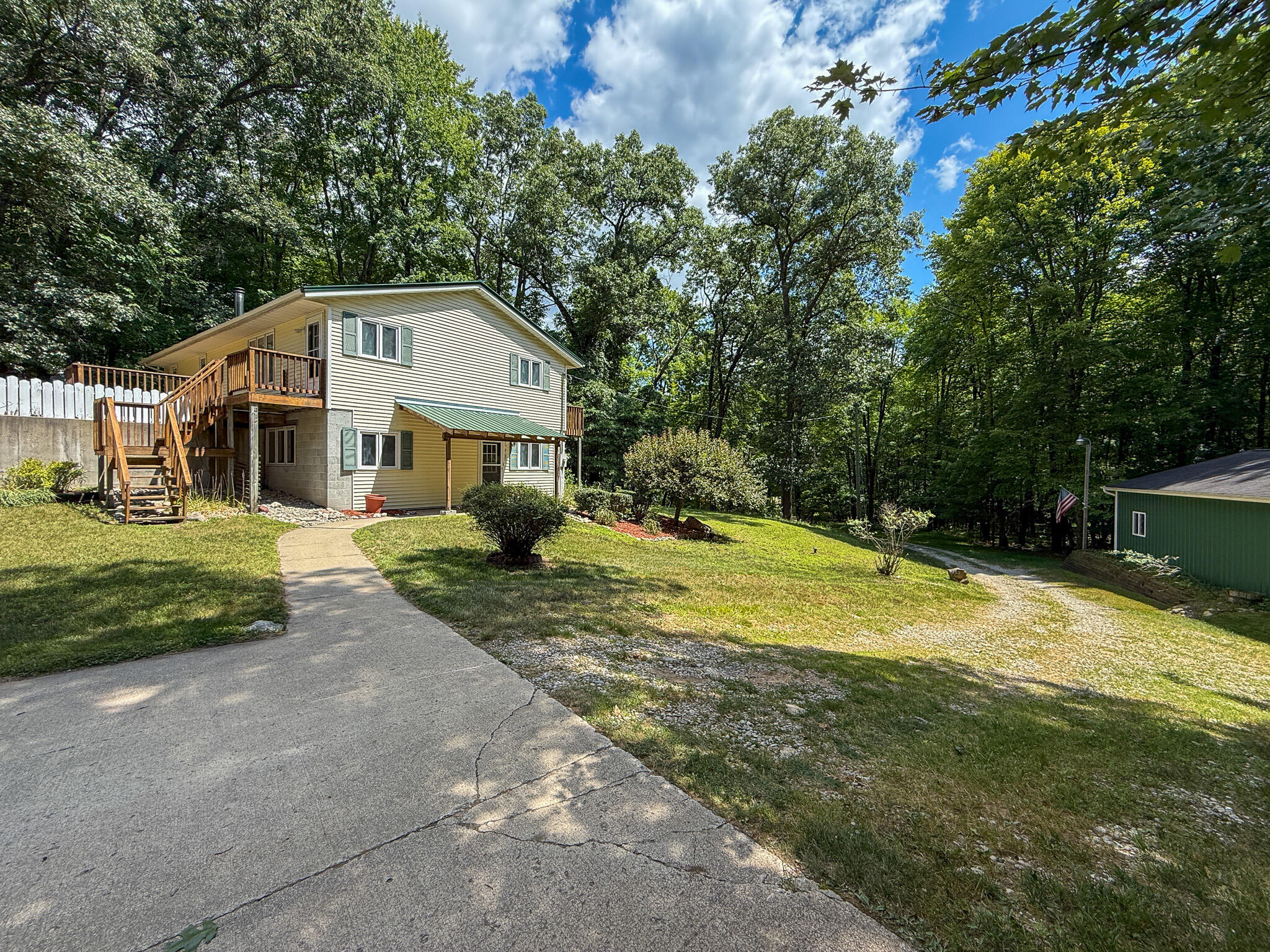7017 Elm Avenue Property Photo 2