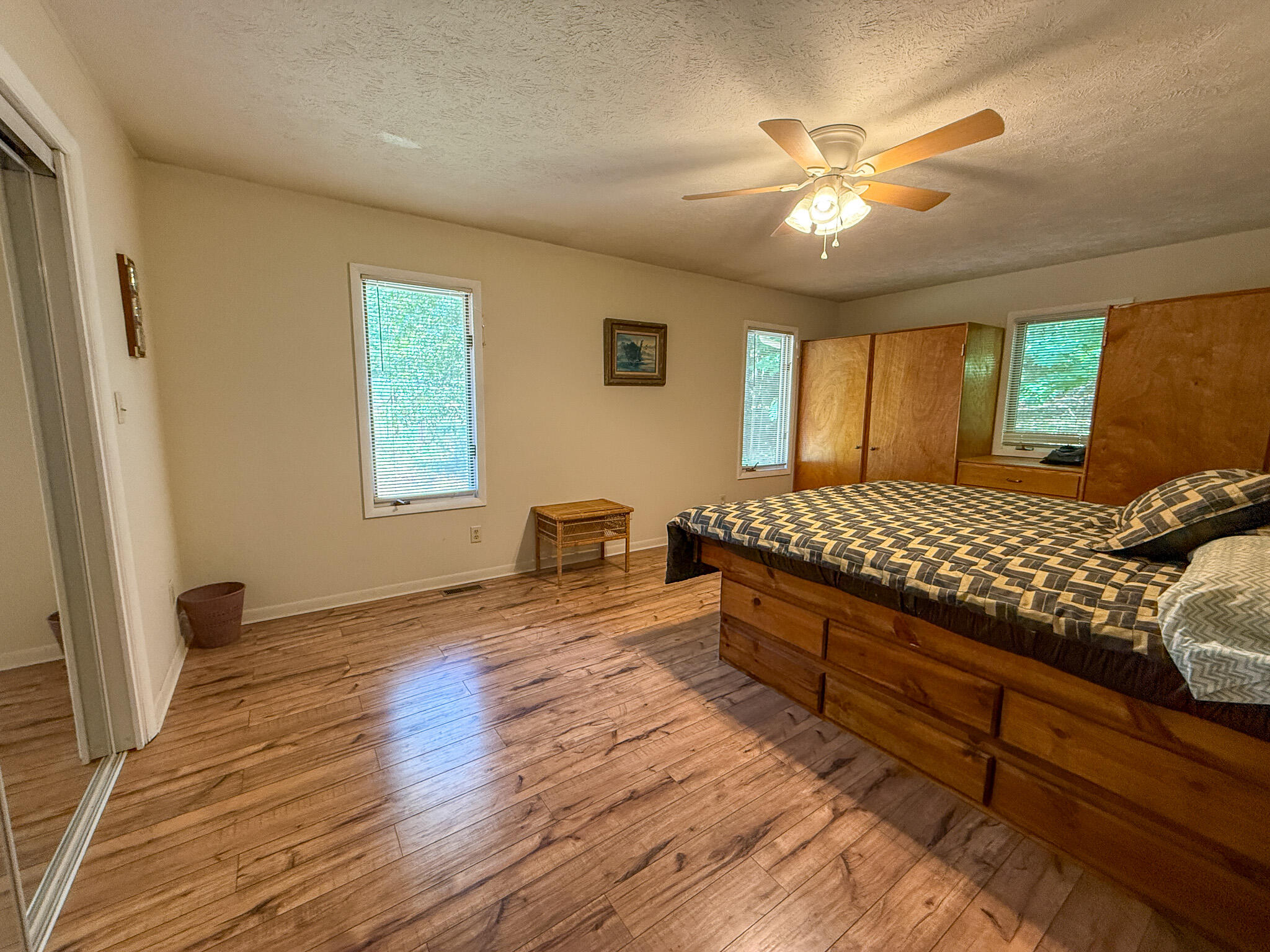 7017 Elm Avenue Property Photo 10