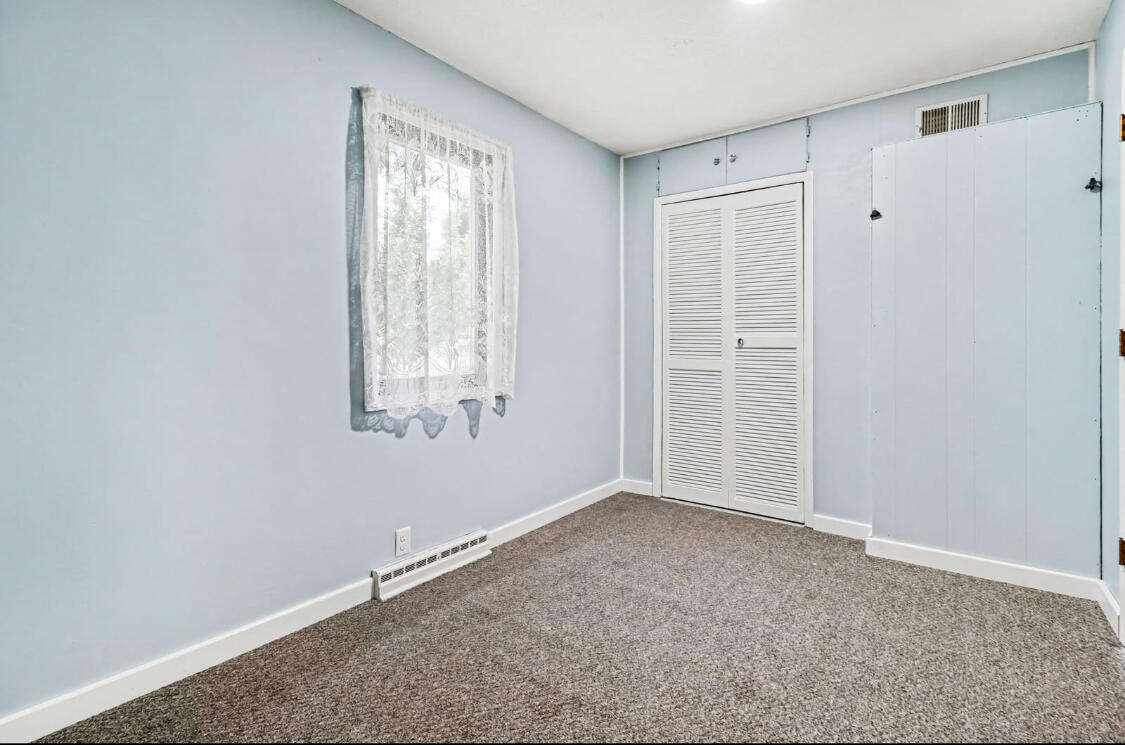 323 Evergreen Street Property Photo 15