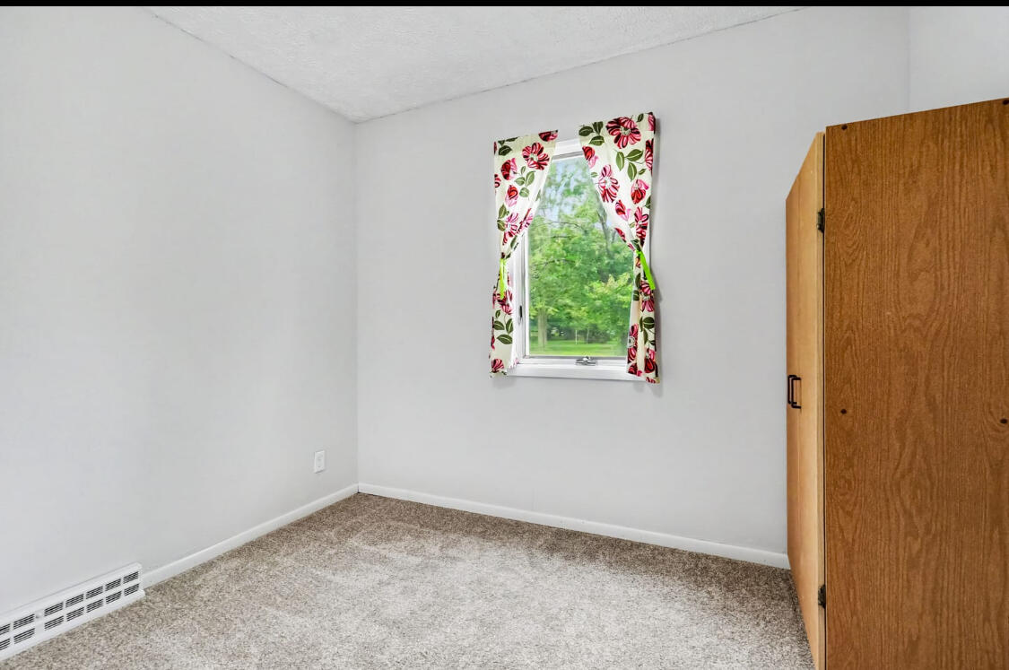 323 Evergreen Street Property Photo 18