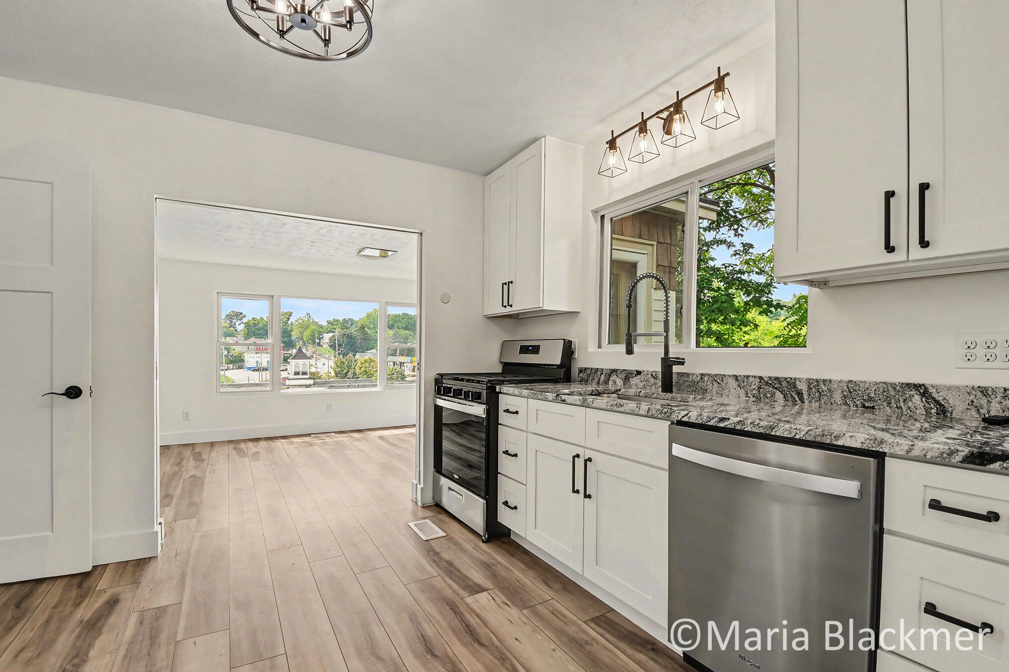 447 Baldie Street Property Photo 13