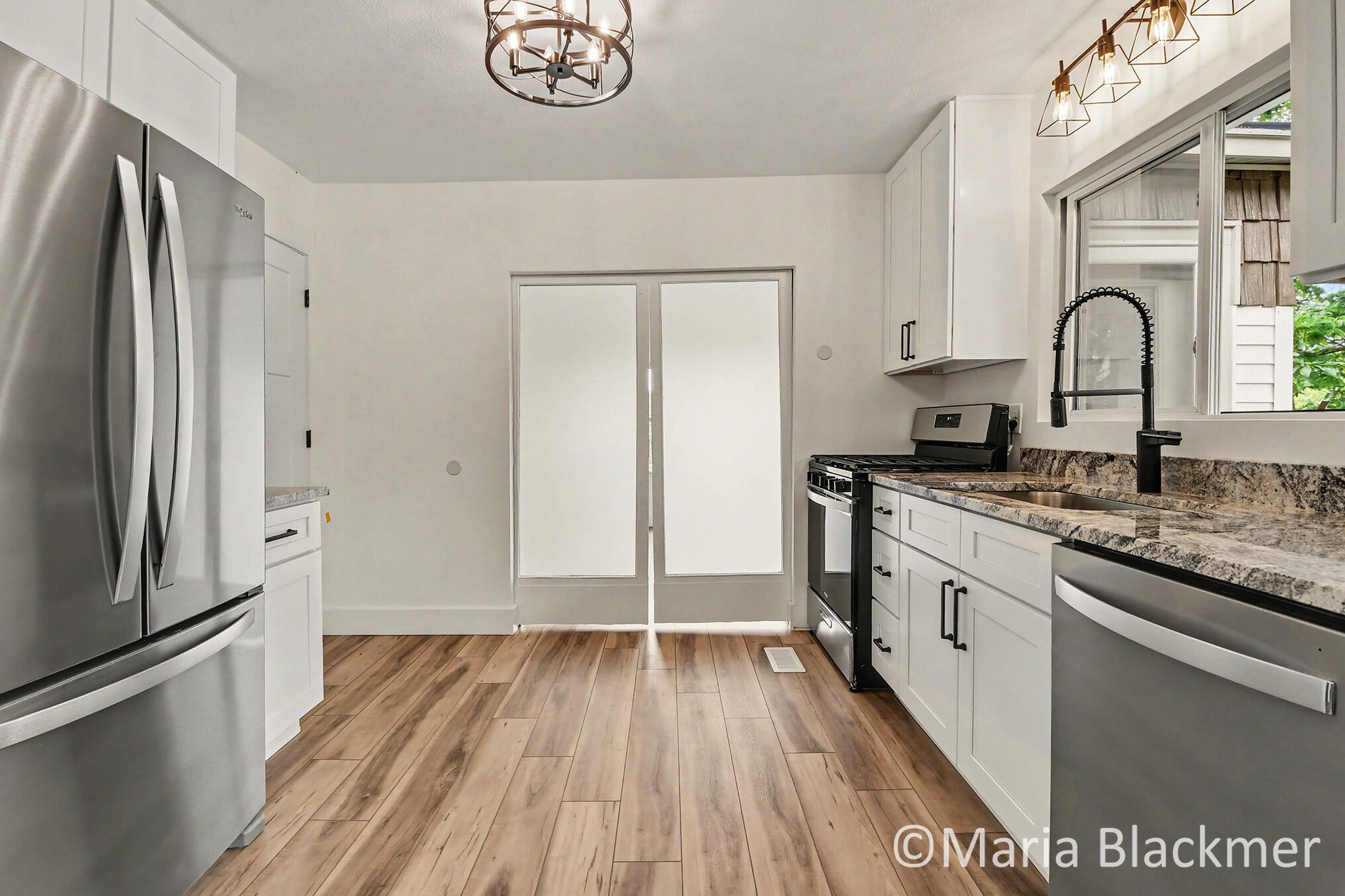 447 Baldie Street Property Photo 15