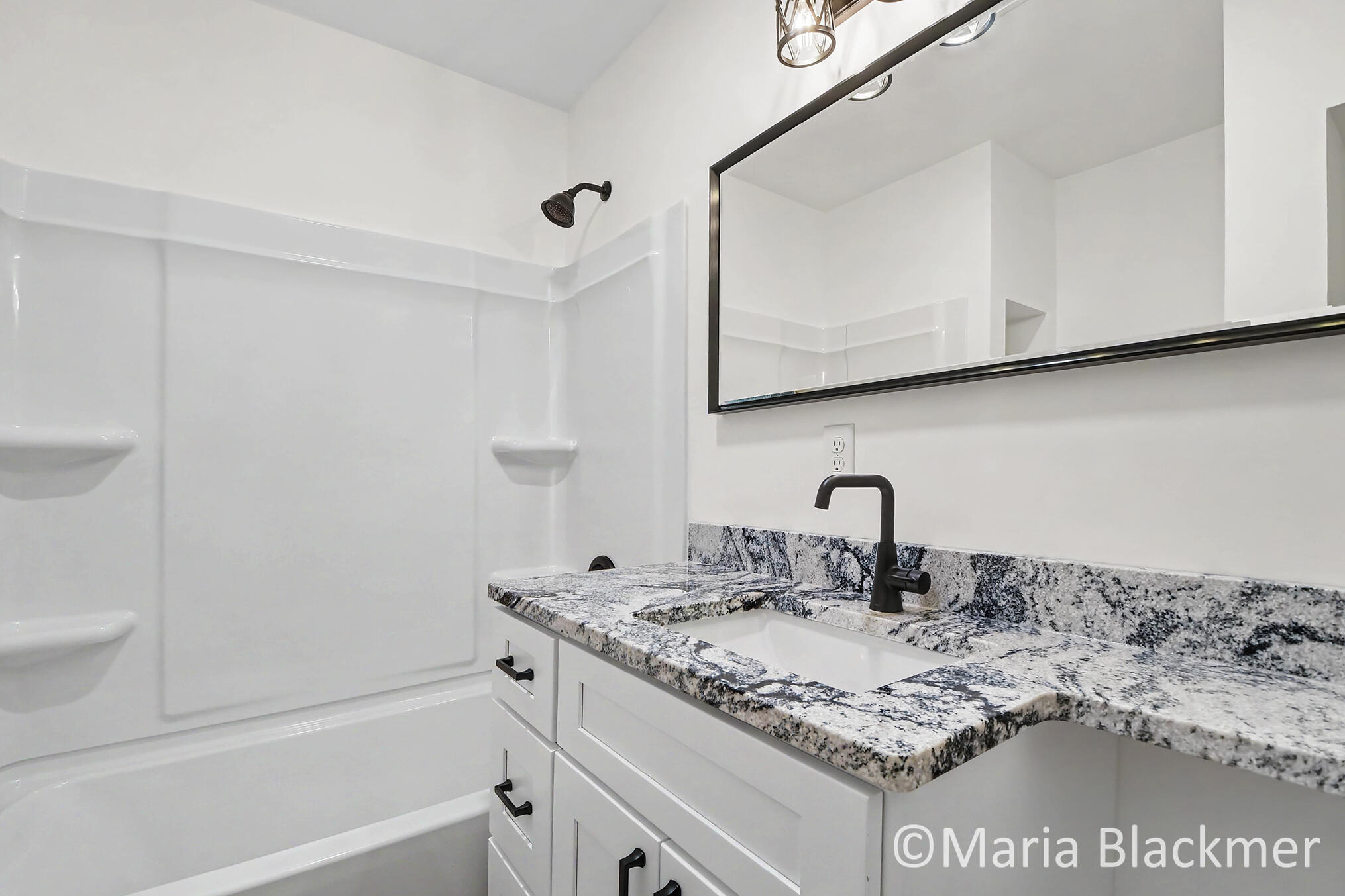 447 Baldie Street Property Photo 19