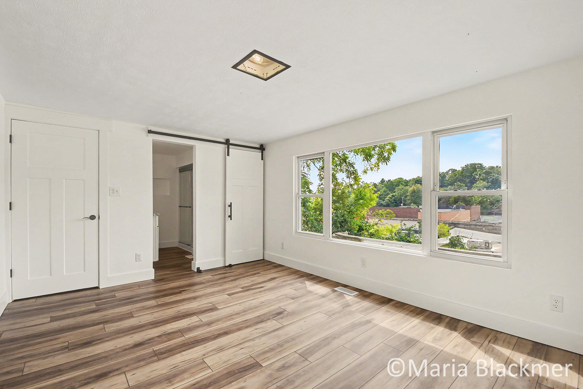 447 Baldie Street Property Photo 25