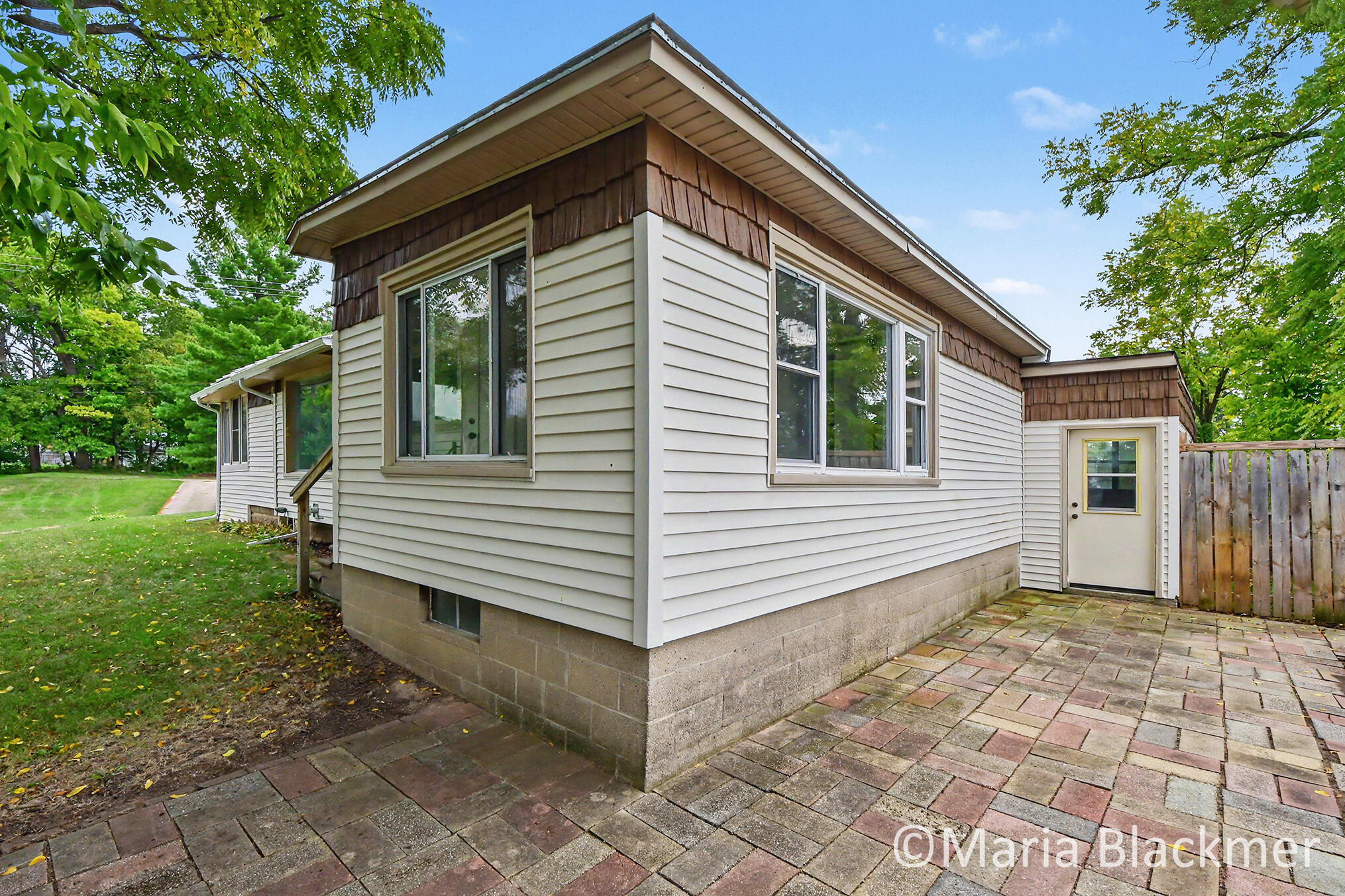 447 Baldie Street Property Photo 27