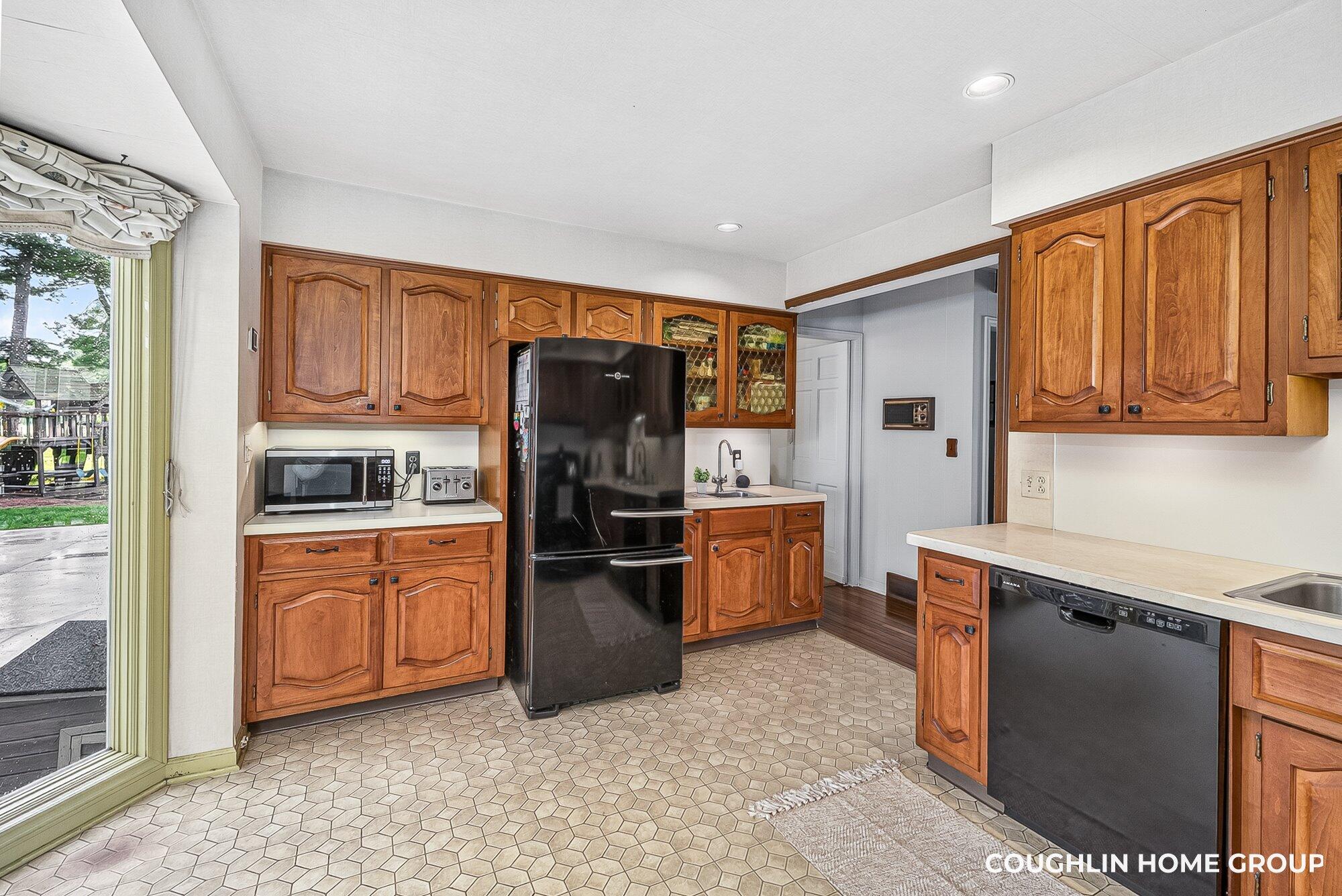 1330 Ridgewood Drive Property Photo 16