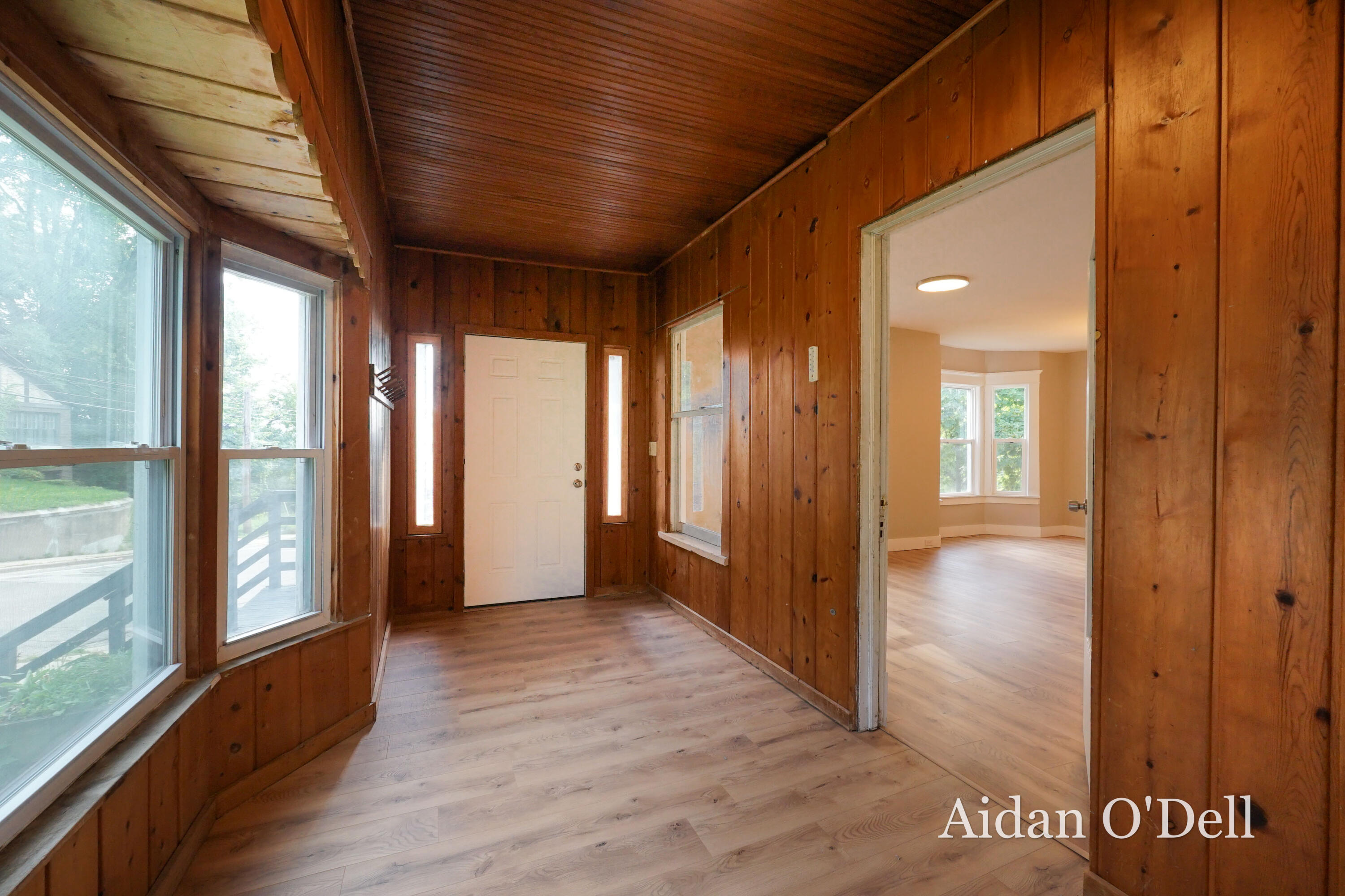 1332 Bridge Street Nw Property Photo 3