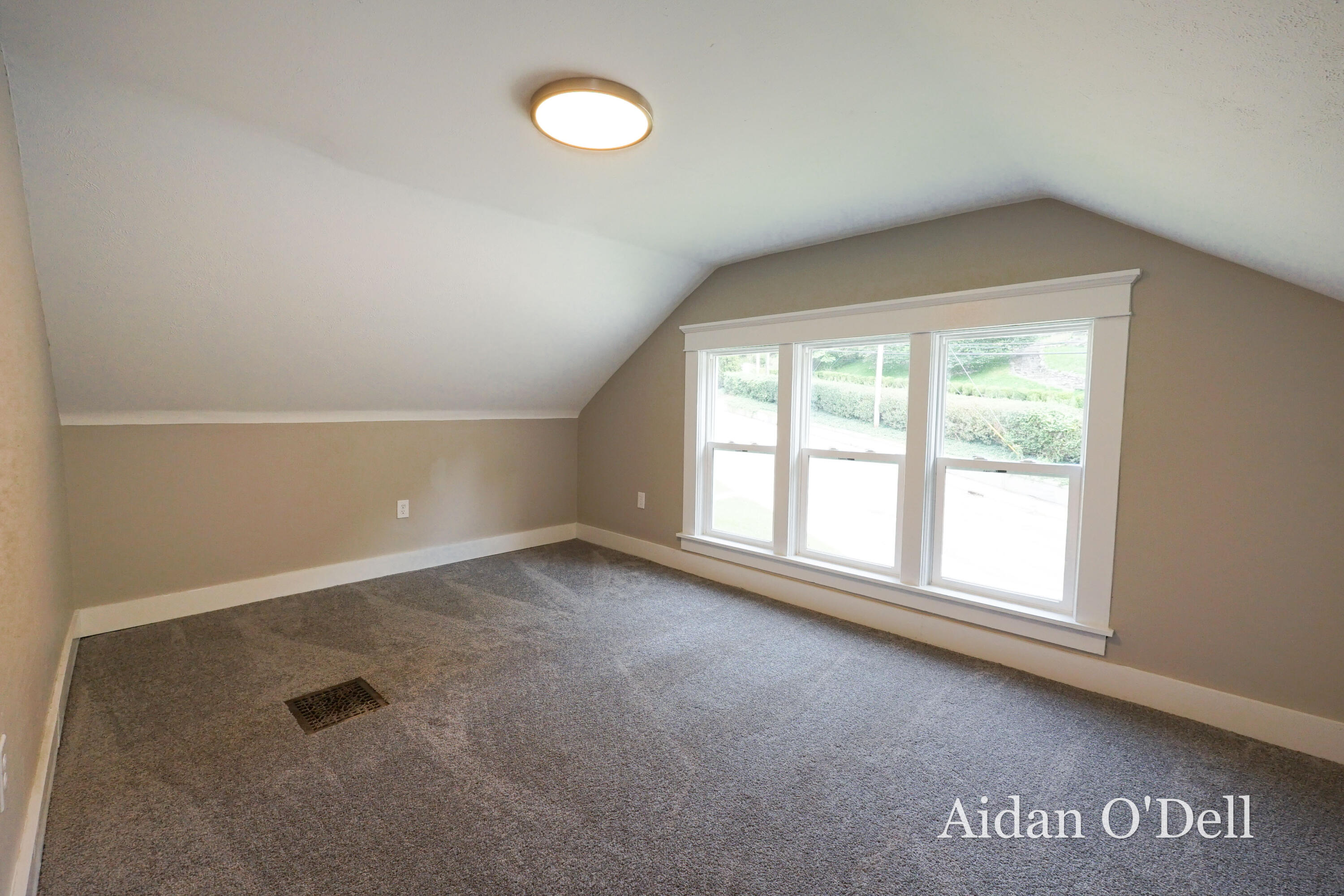 1332 Bridge Street Nw Property Photo 17