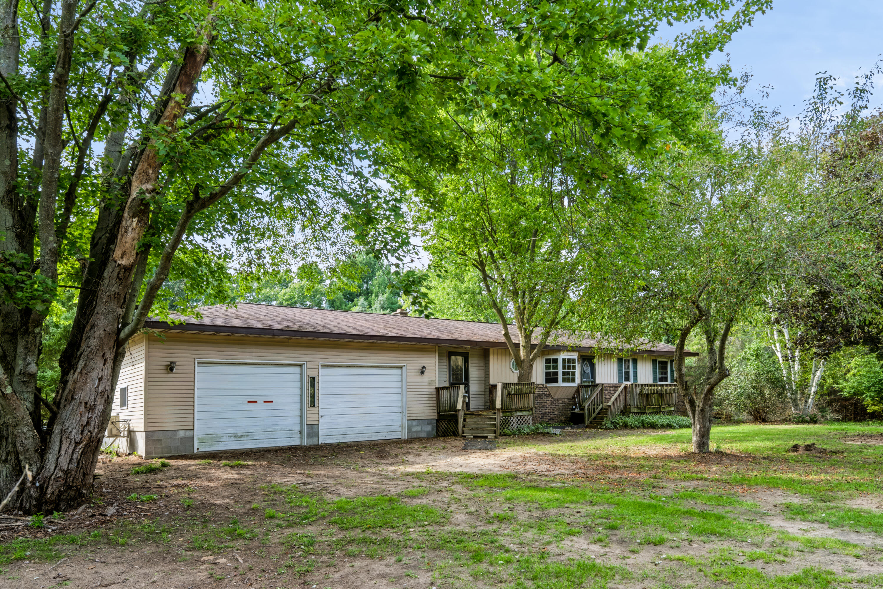 3323 Worden Road Property Photo 1